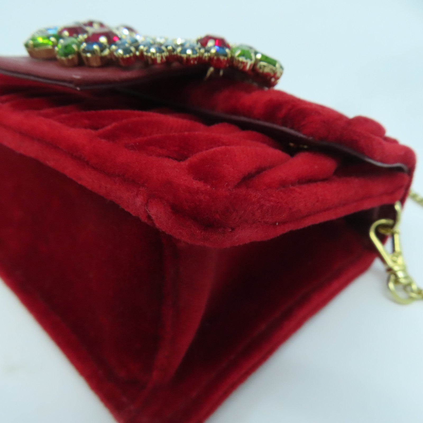 Miu Miu 天鵝絨Chain Shoulder金扣鏈帶肩背袋紅色