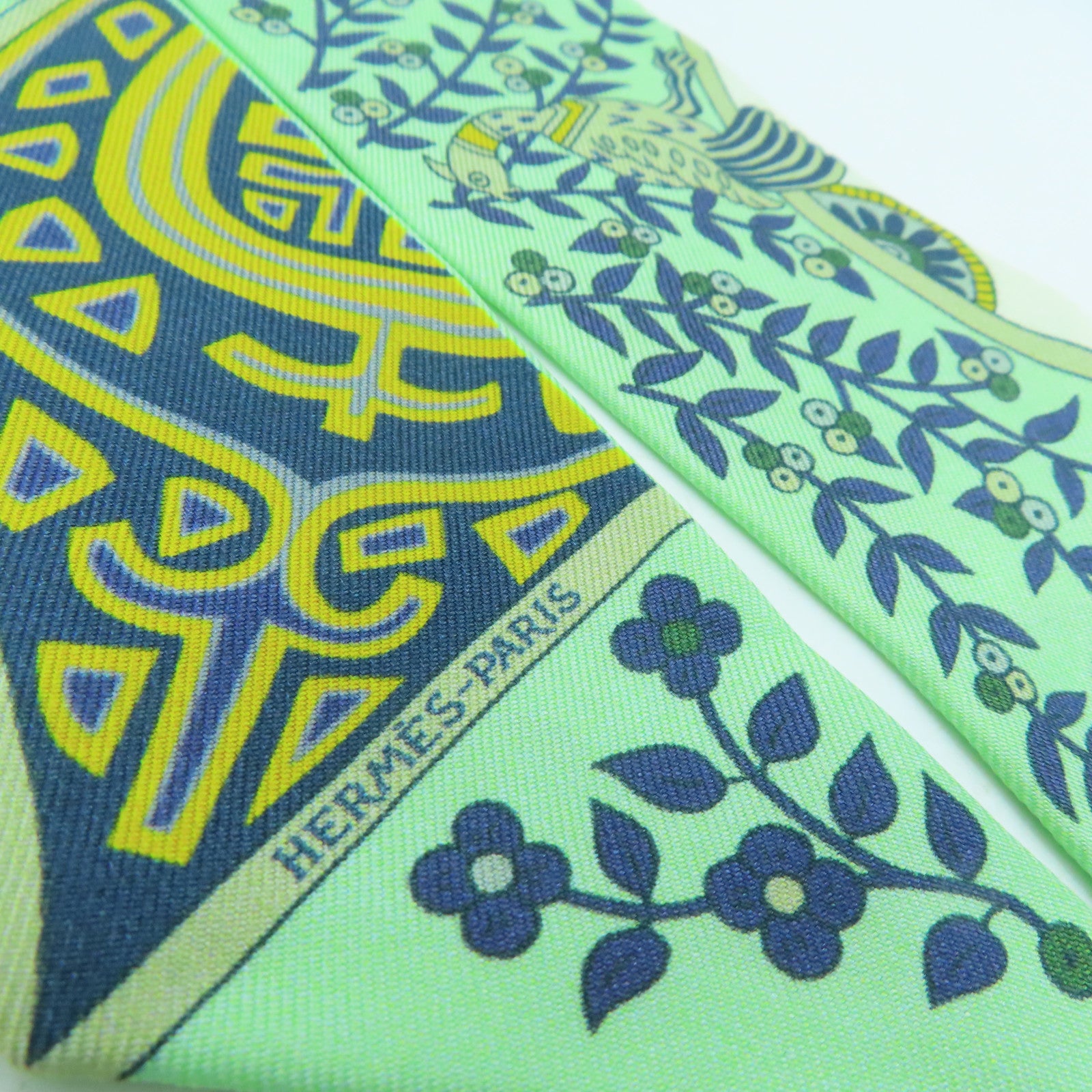 HERMES Silk Twilly Scarf Green
