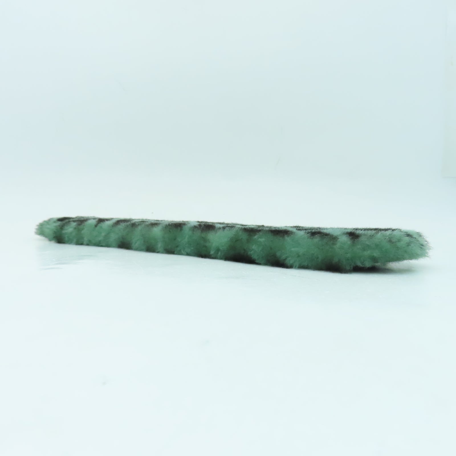 FENDI 牛皮皮革/毛茸Strap Pad肩背帶墊綠色