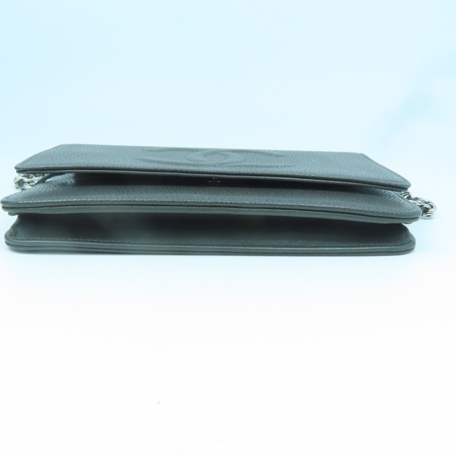 CHANEL Caviar皮革Wallet on Chain銀扣鏈帶肩背袋灰色