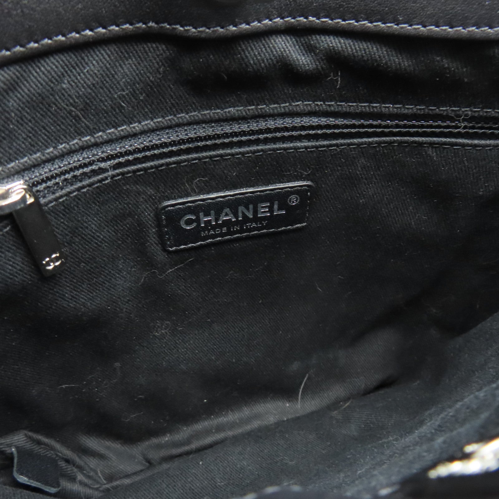 CHANEL 菱格牛皮皮革Chain Shoulder銀扣鏈帶肩背袋黑色