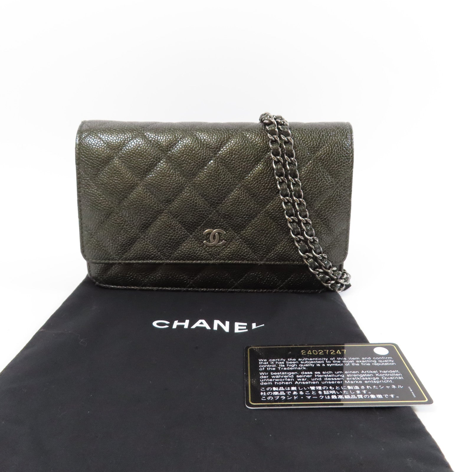 CHANEL 菱格Caviar皮革Wallet On Chain銀扣鏈帶肩背袋灰色