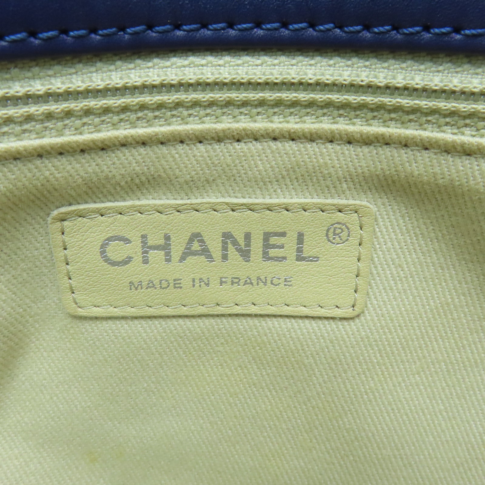CHANEL 菱格牛皮皮革Hamptons Clutch銀扣手挽肩背兩用袋藍色