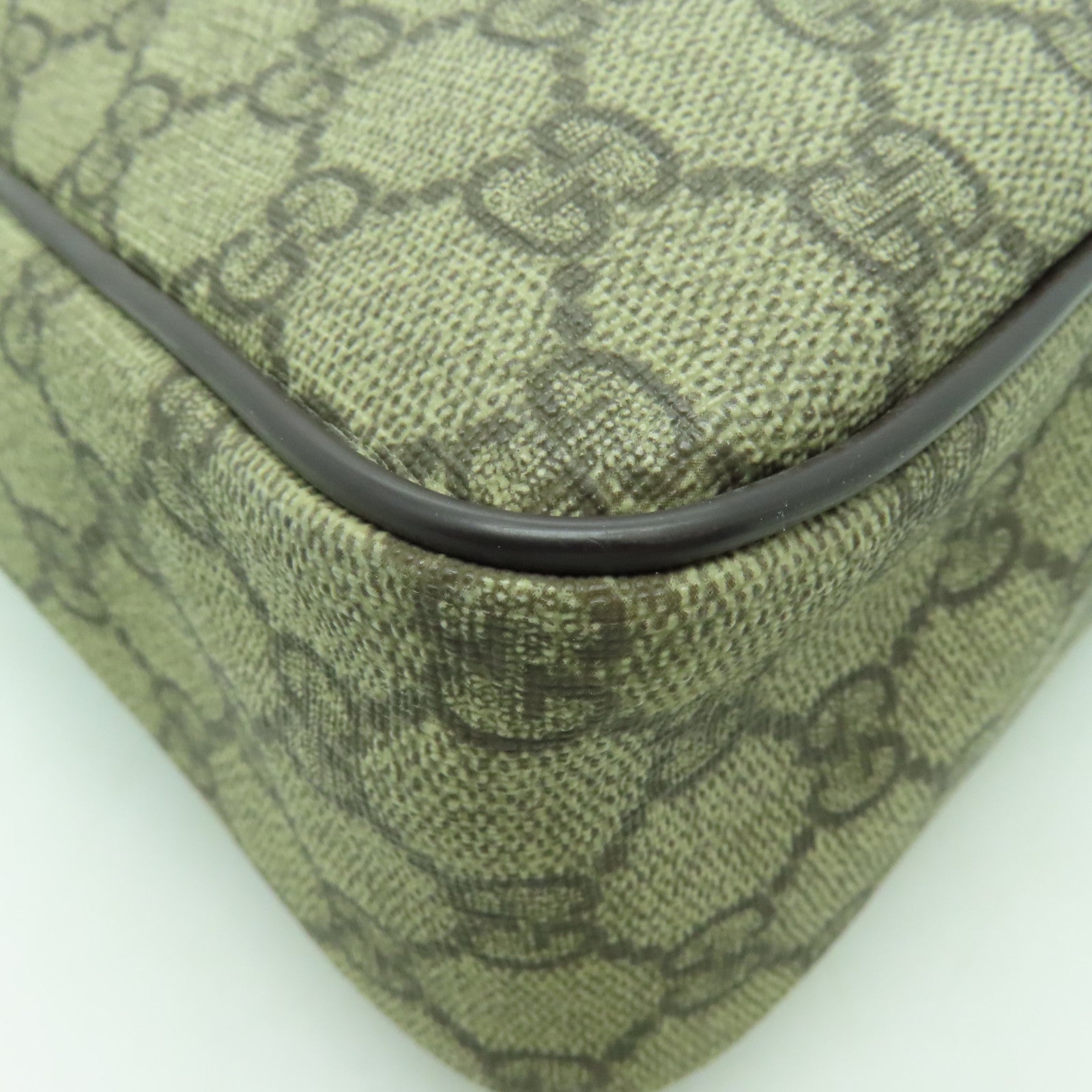 GUCCI 塗層帆布Shoulder Bag金扣肩背袋棕色