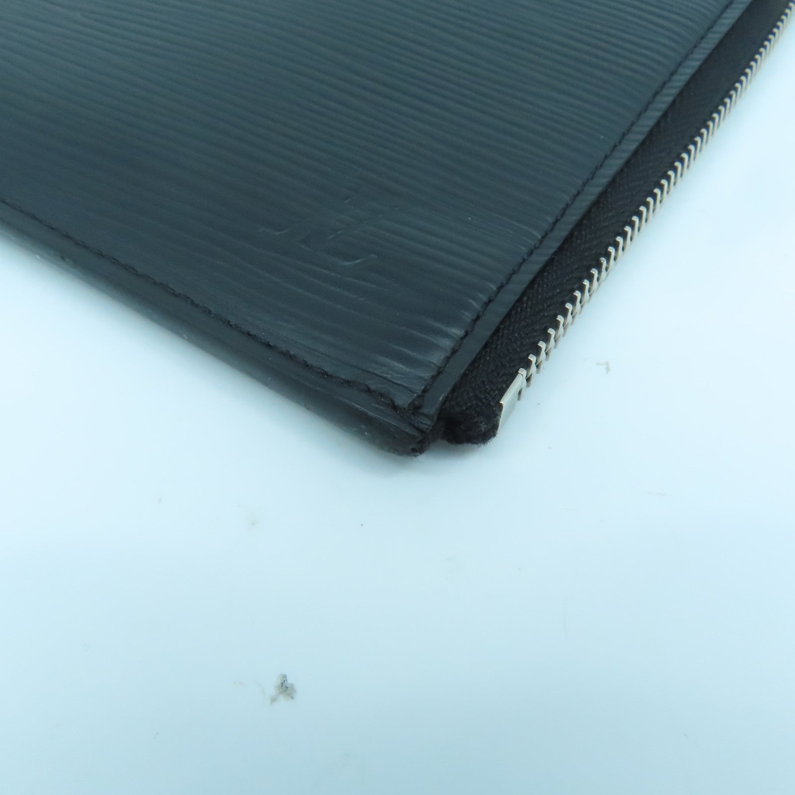 LOUIS VUITTON Epi Pochette Jules PM銀扣手拿包黑色