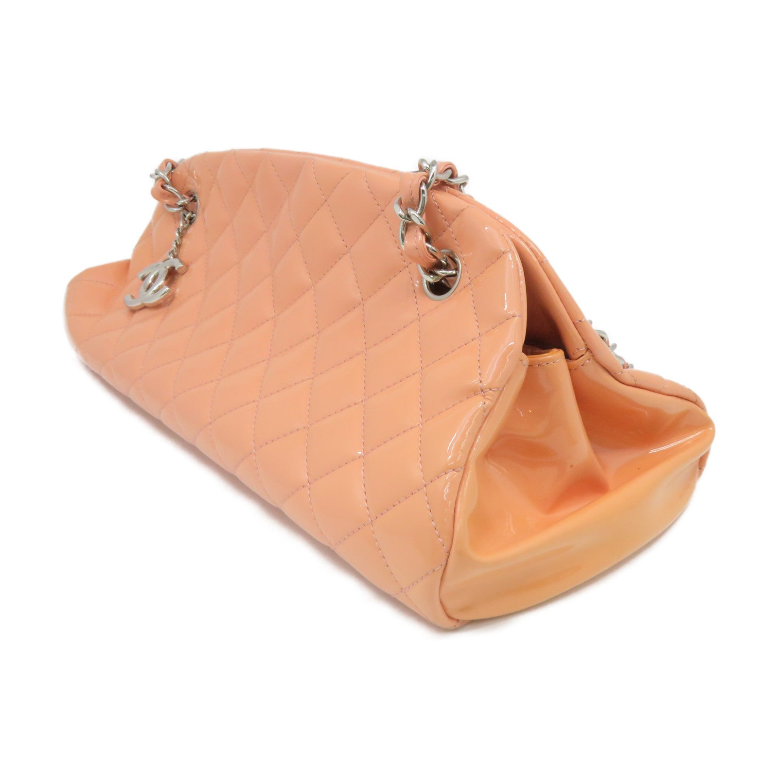 CHANEL 【激減優惠】菱格漆皮Chain Shoulder鏈帶肩背袋裸色