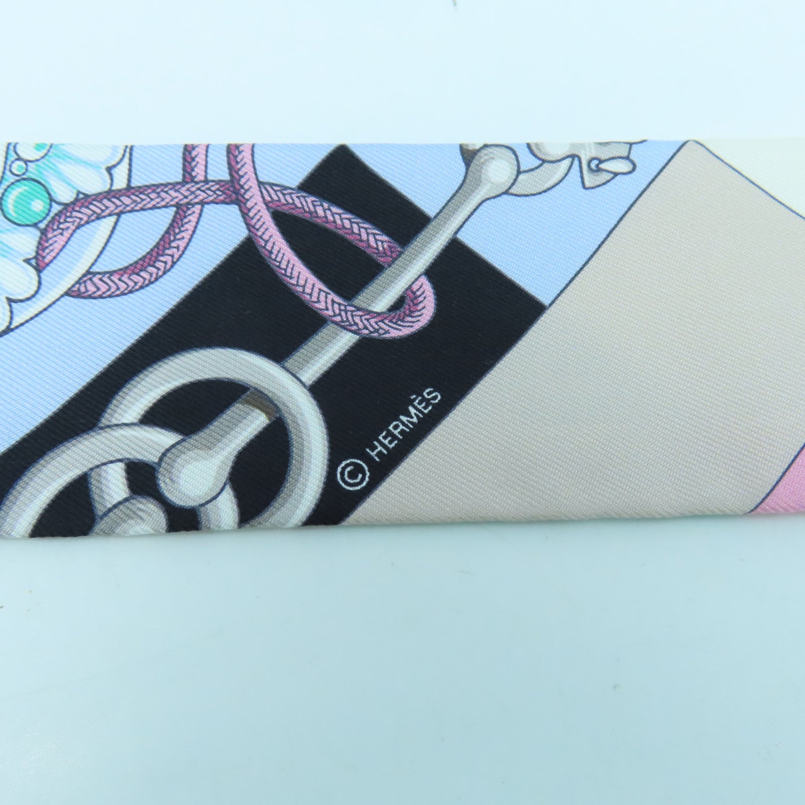 HERMES 絲質Twilly絲巾彩色