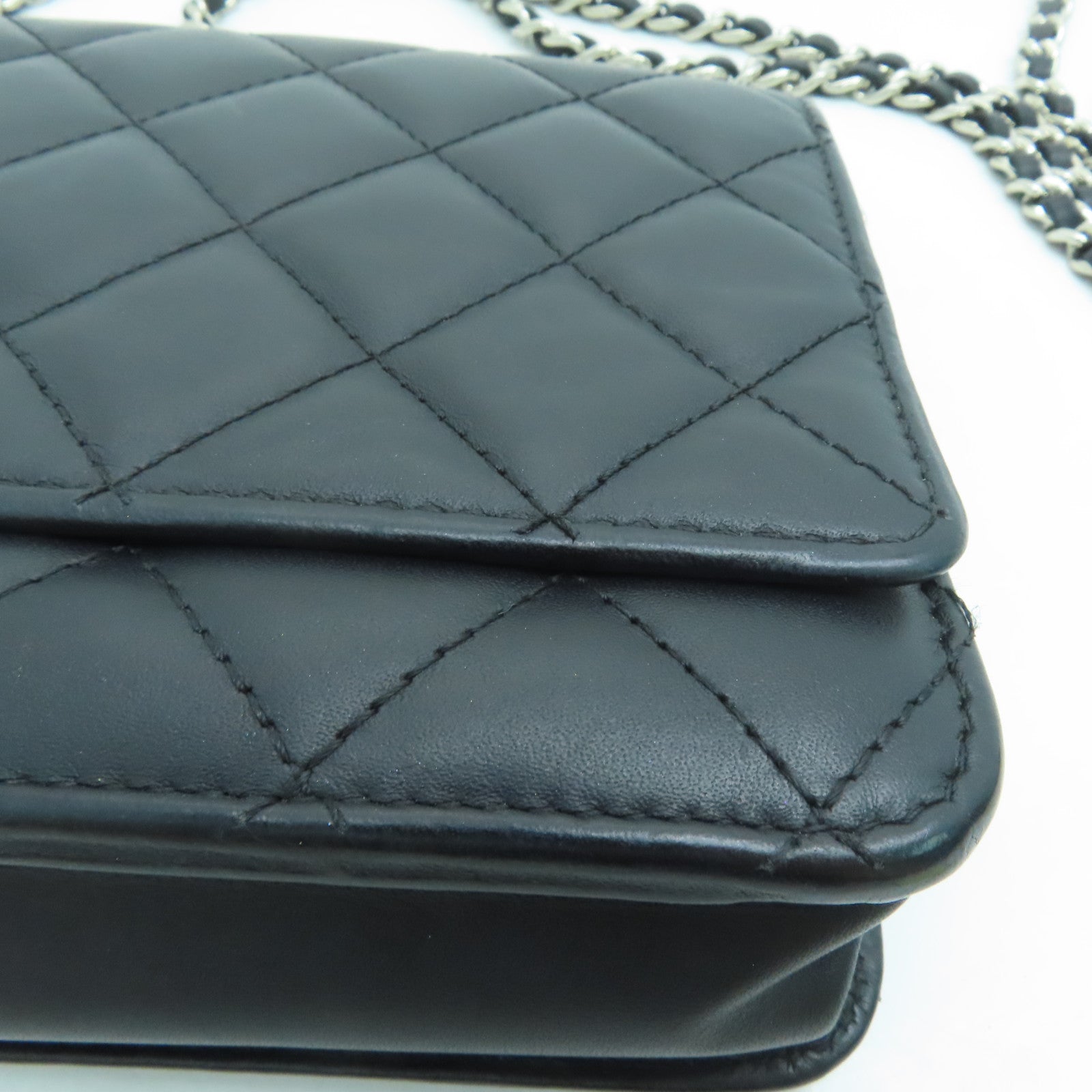 CHANEL 菱格牛皮皮革Cambon WOC銀扣鏈帶肩背袋黑色