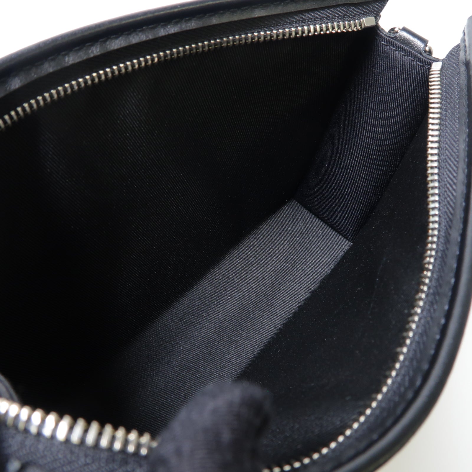 LOUIS VUITTON Monogram Eclipse Pochette To Go銀扣手拿包黑色