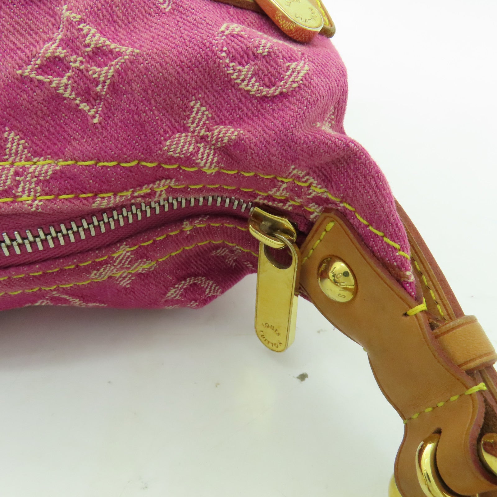 LOUIS VUITTON Monogram Denim Petit Noe金扣手挽肩背兩用袋粉紅色