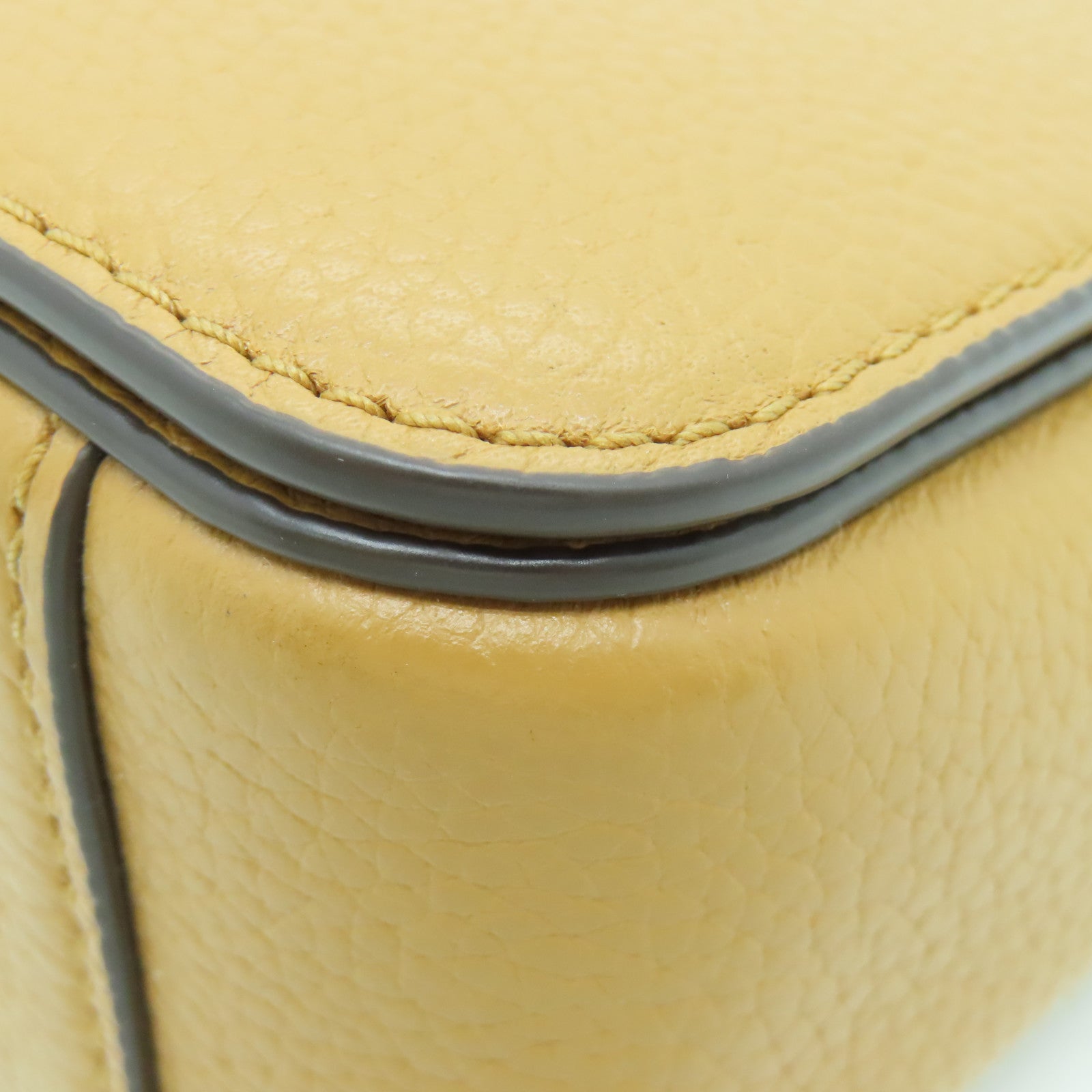 Tory Burch 牛皮皮革Chain Shoulder Bag金扣链带肩背袋杏色