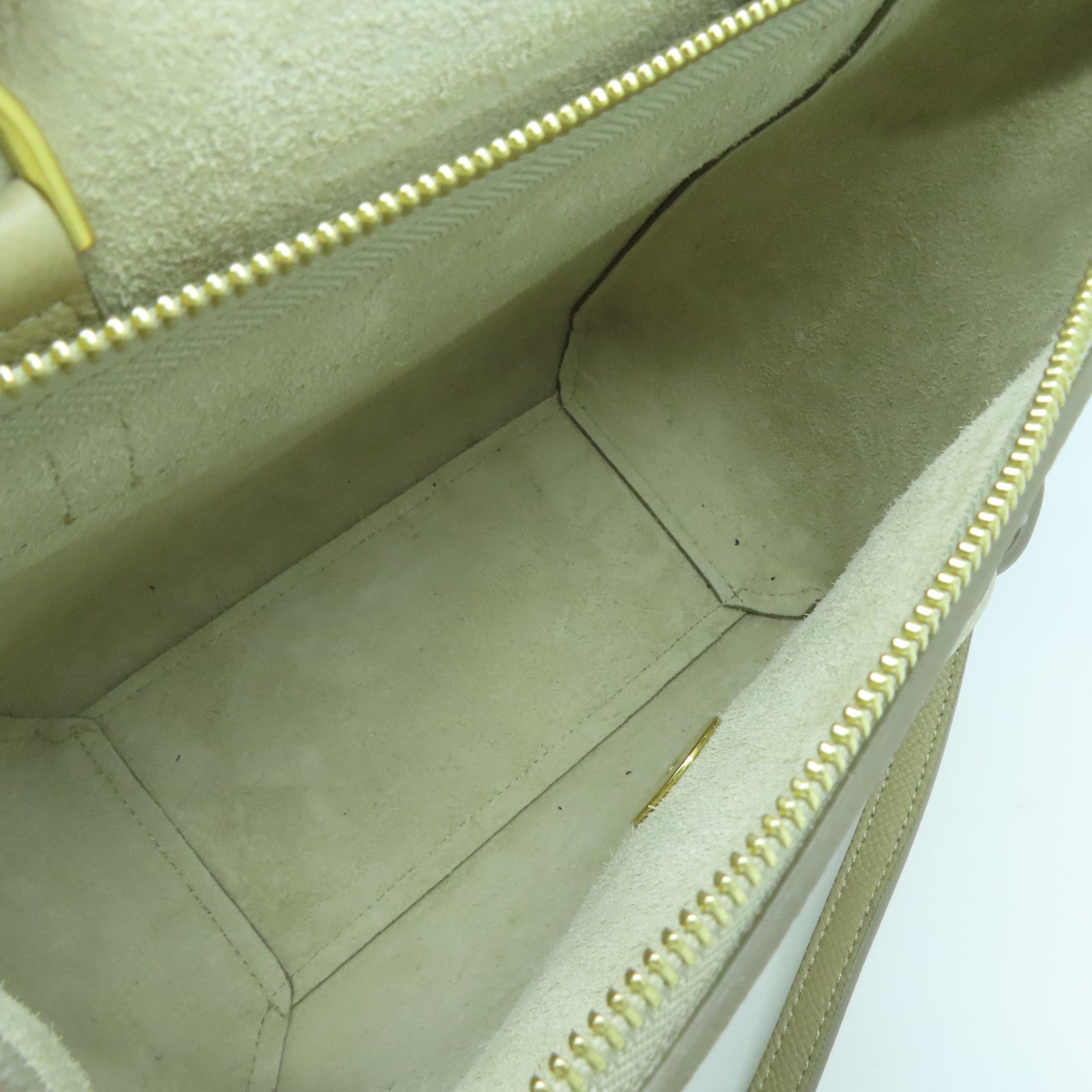 CELINE 牛皮皮革Nano Belt Bag金扣手挽肩背兩用袋米色