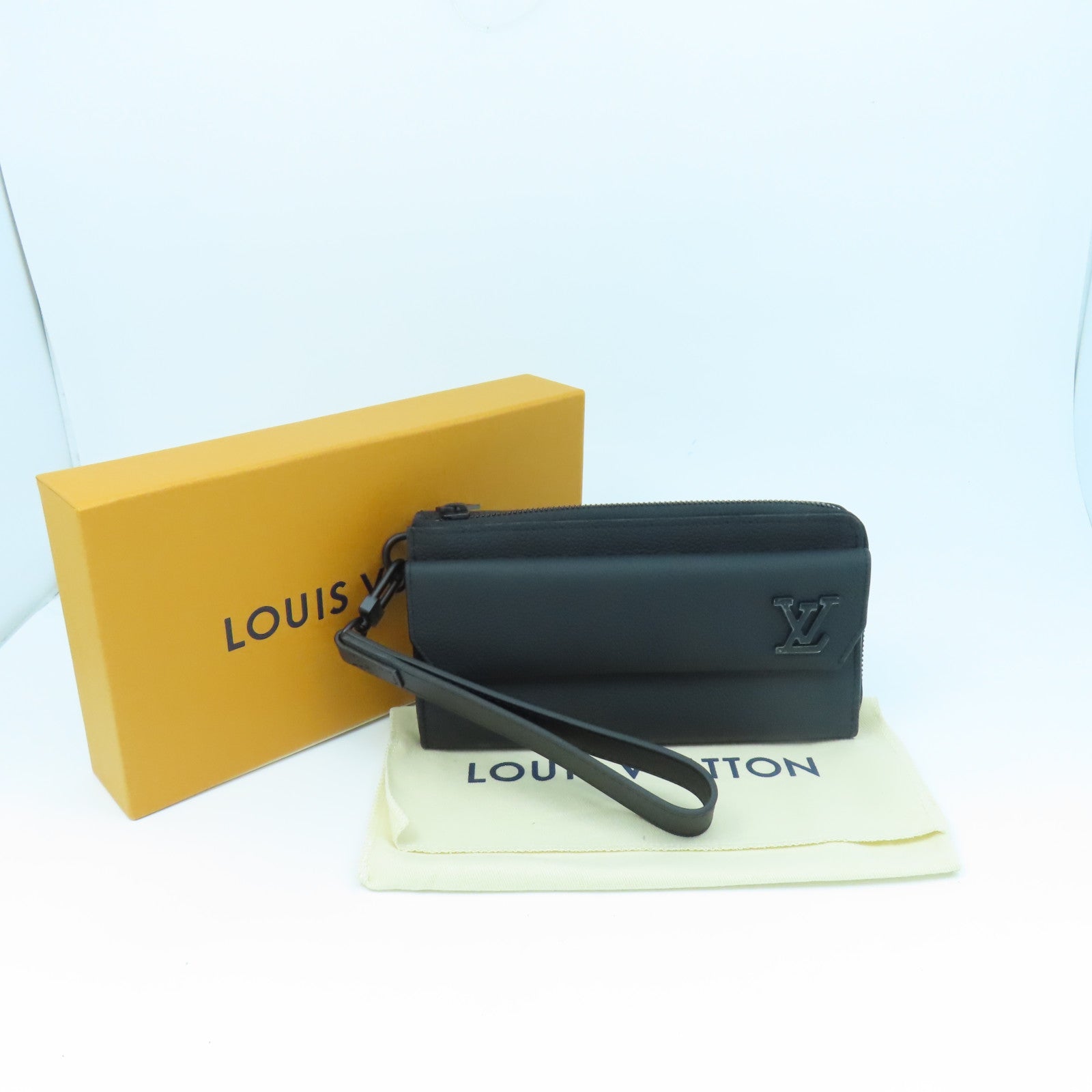 LOUIS VUITTON Grain皮革Aerogram Zippy Wallet長錢包黑色Noir