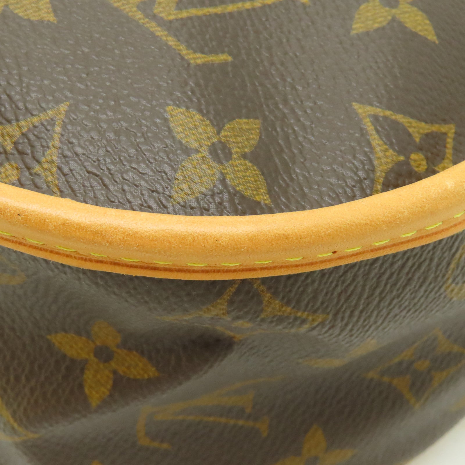 LOUIS VUITTON Monogram Menilmotant MM金扣肩背袋棕色