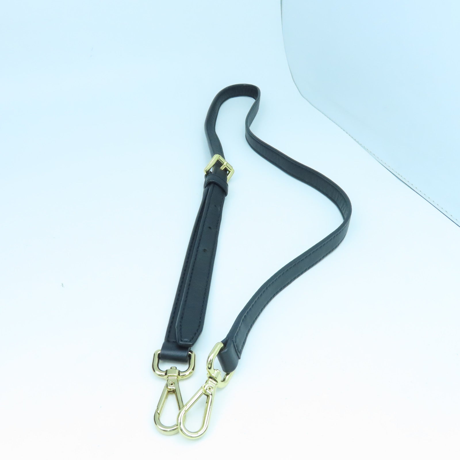Michael Kors 牛皮皮革2 Way Shoulder金扣手挽肩背两用袋黑色