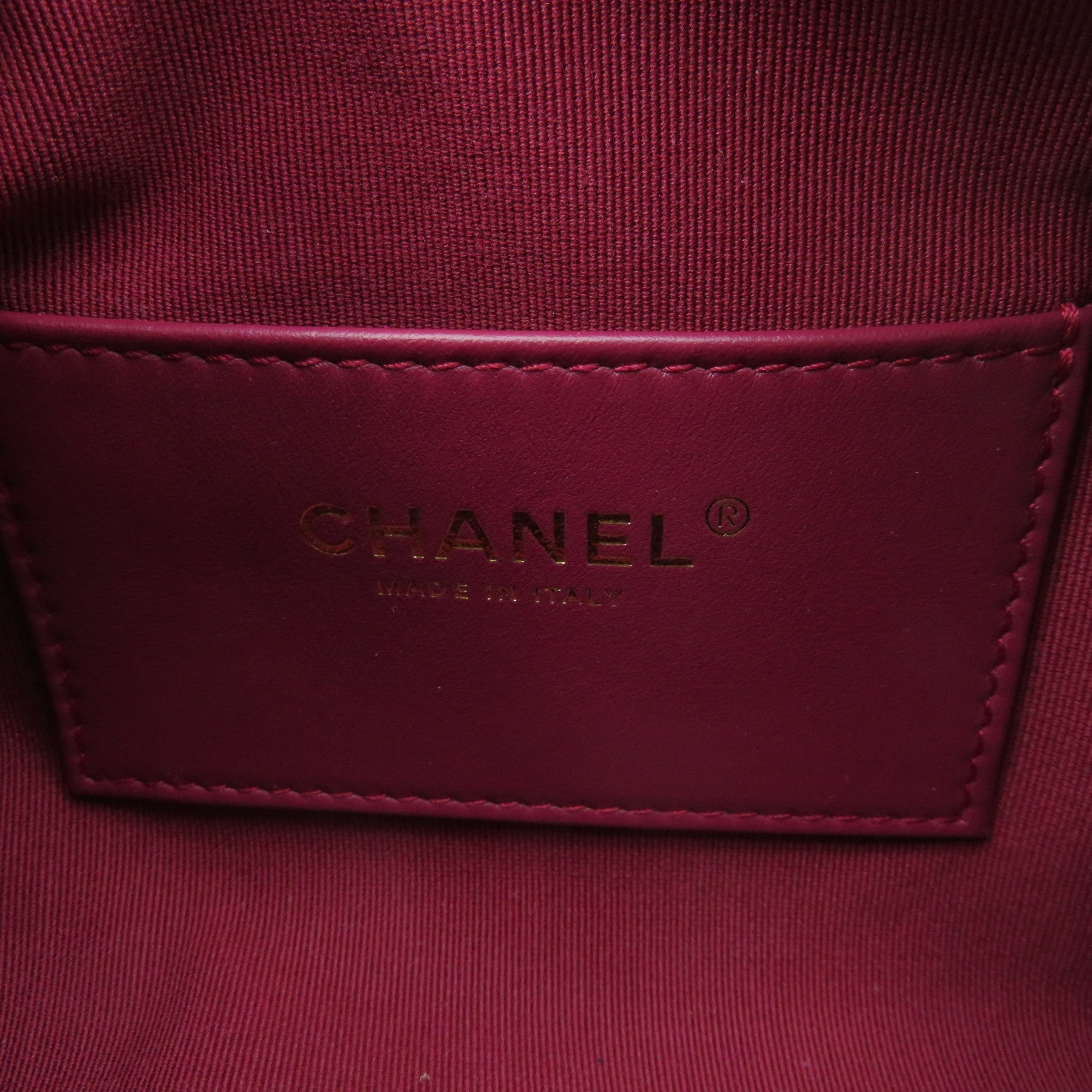CHANEL 羊皮皮革Chain Shoulder金扣肩背袋黑色