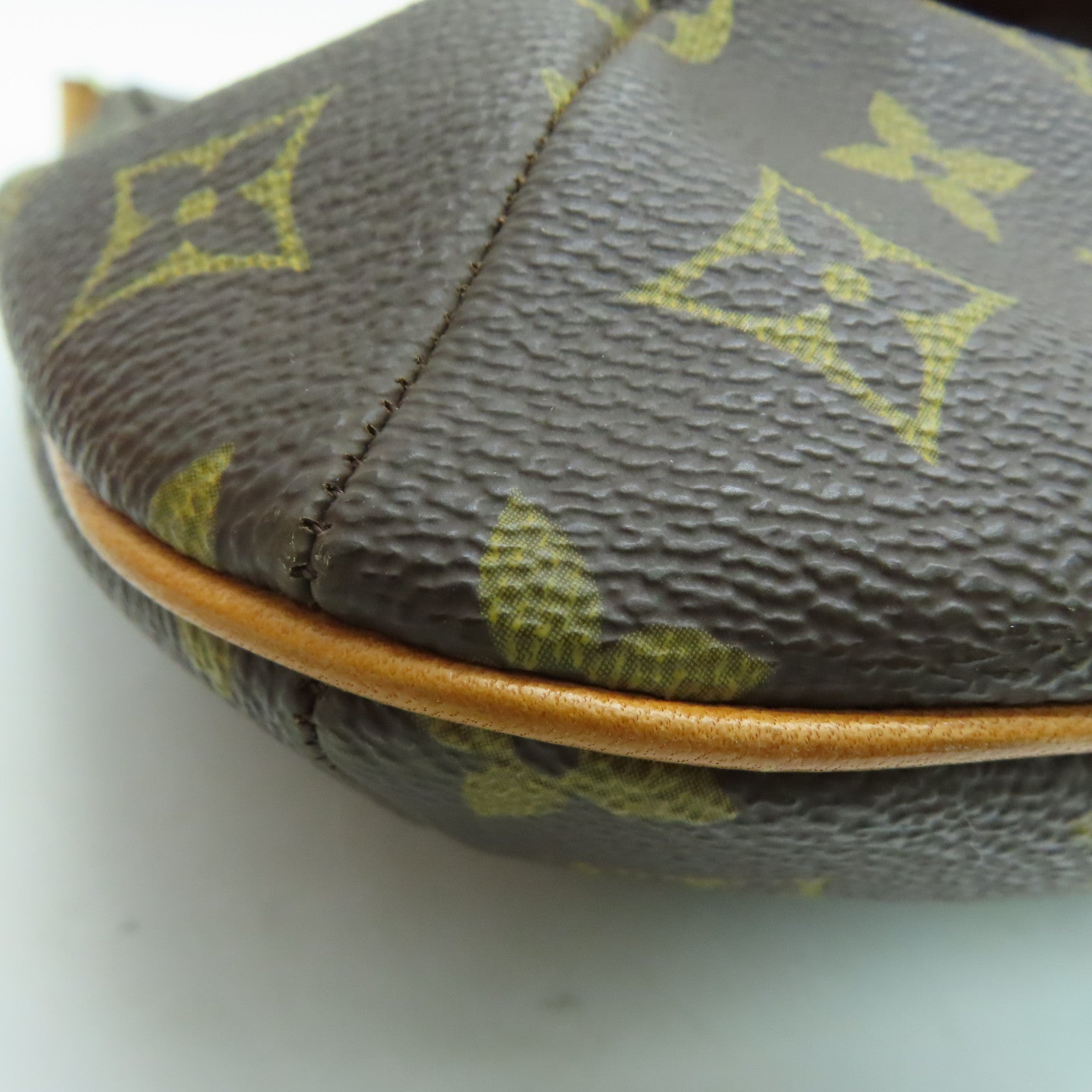 LOUIS VUITTON Monogram Musette金扣肩背袋啡色