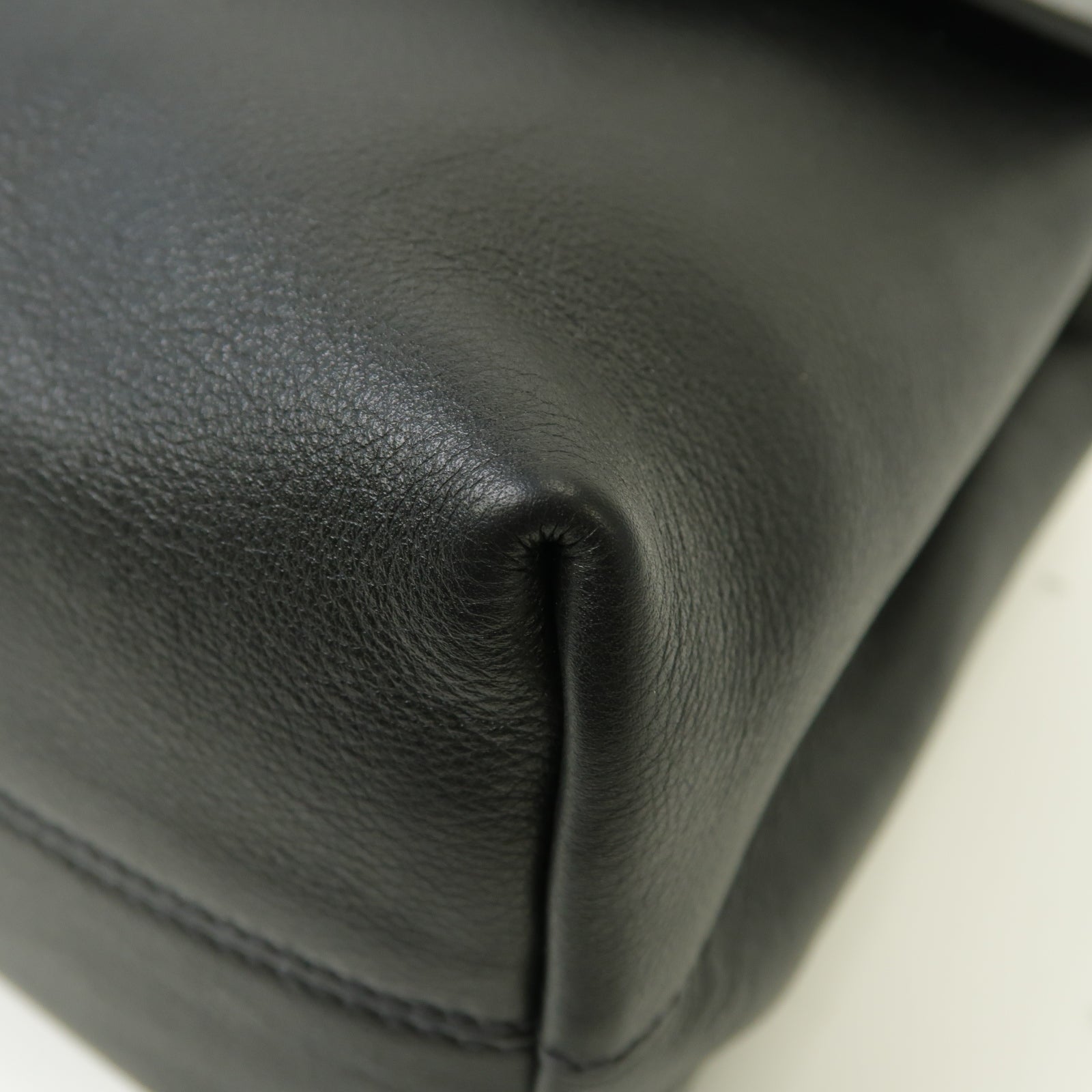 PRADA 牛皮皮革Chain Shoulder Bag金扣鏈帶肩背袋黒色