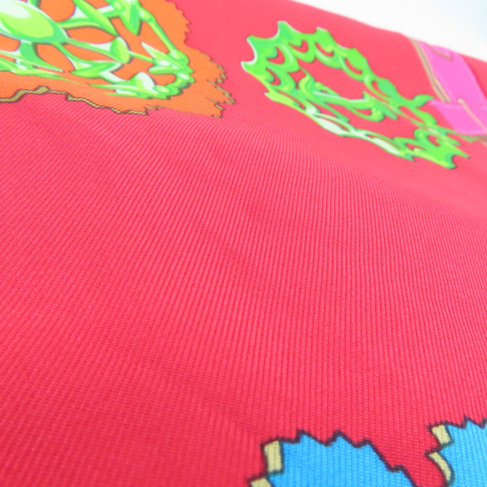 HERMES 丝质Scarf 90丝巾红色/绿色/蓝色