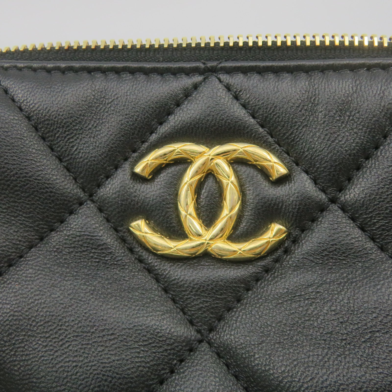 CHANEL 羊皮皮革Chain Shoulder金扣肩背袋黑色
