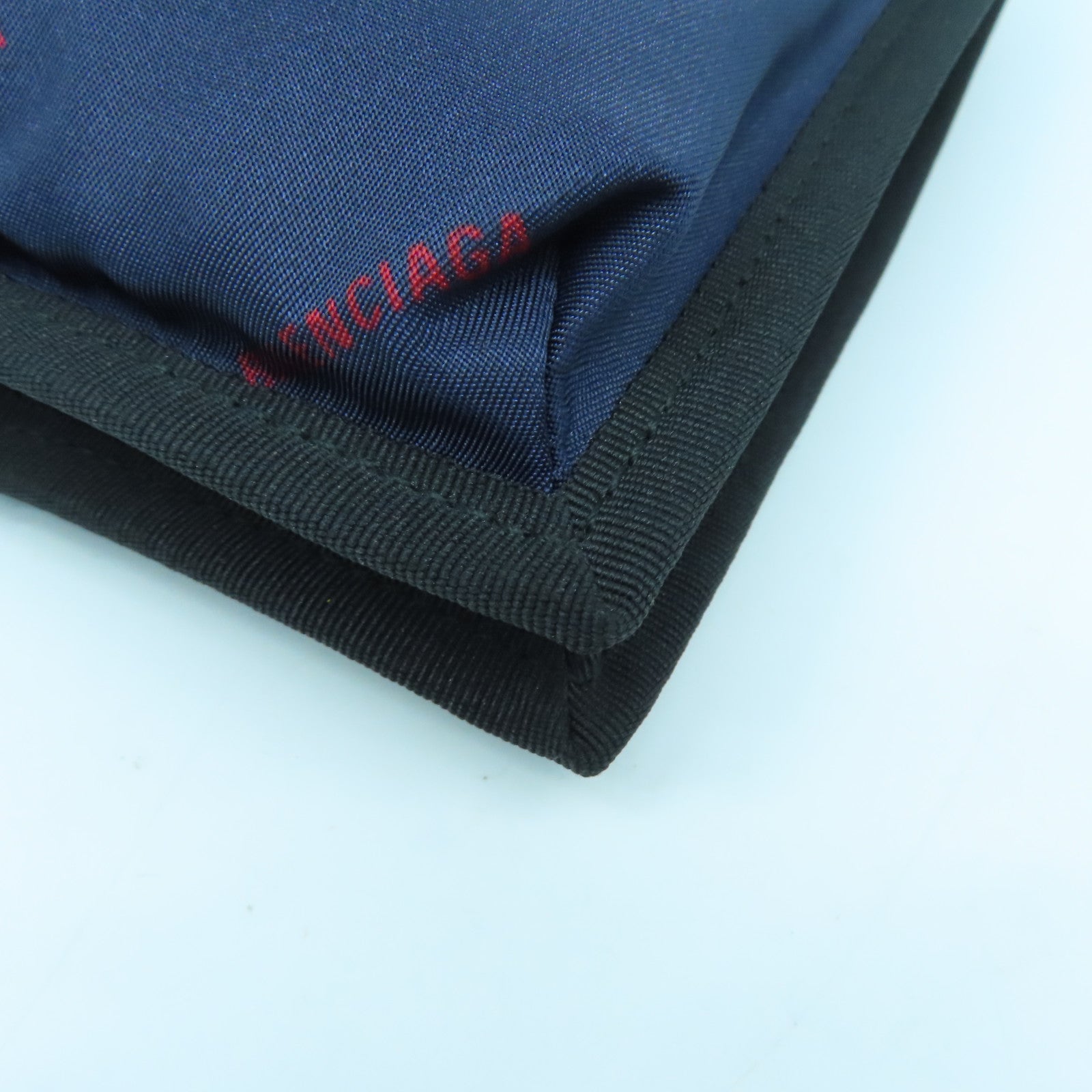 BALENCIAGA 尼龍Shoulder Bag肩背袋藍色