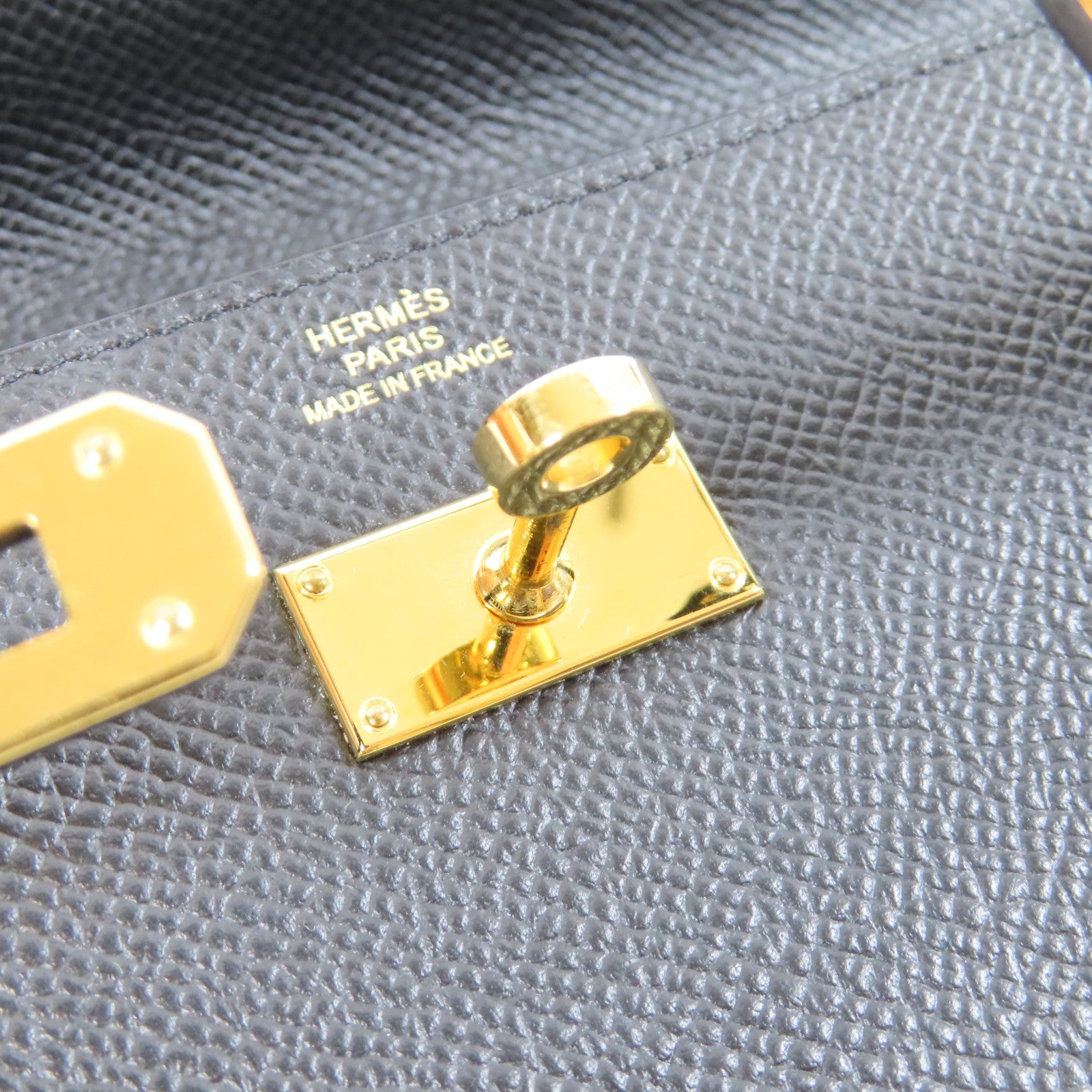 HERMES Epsom皮革Kelly To Go金扣肩背袋Noir黑色