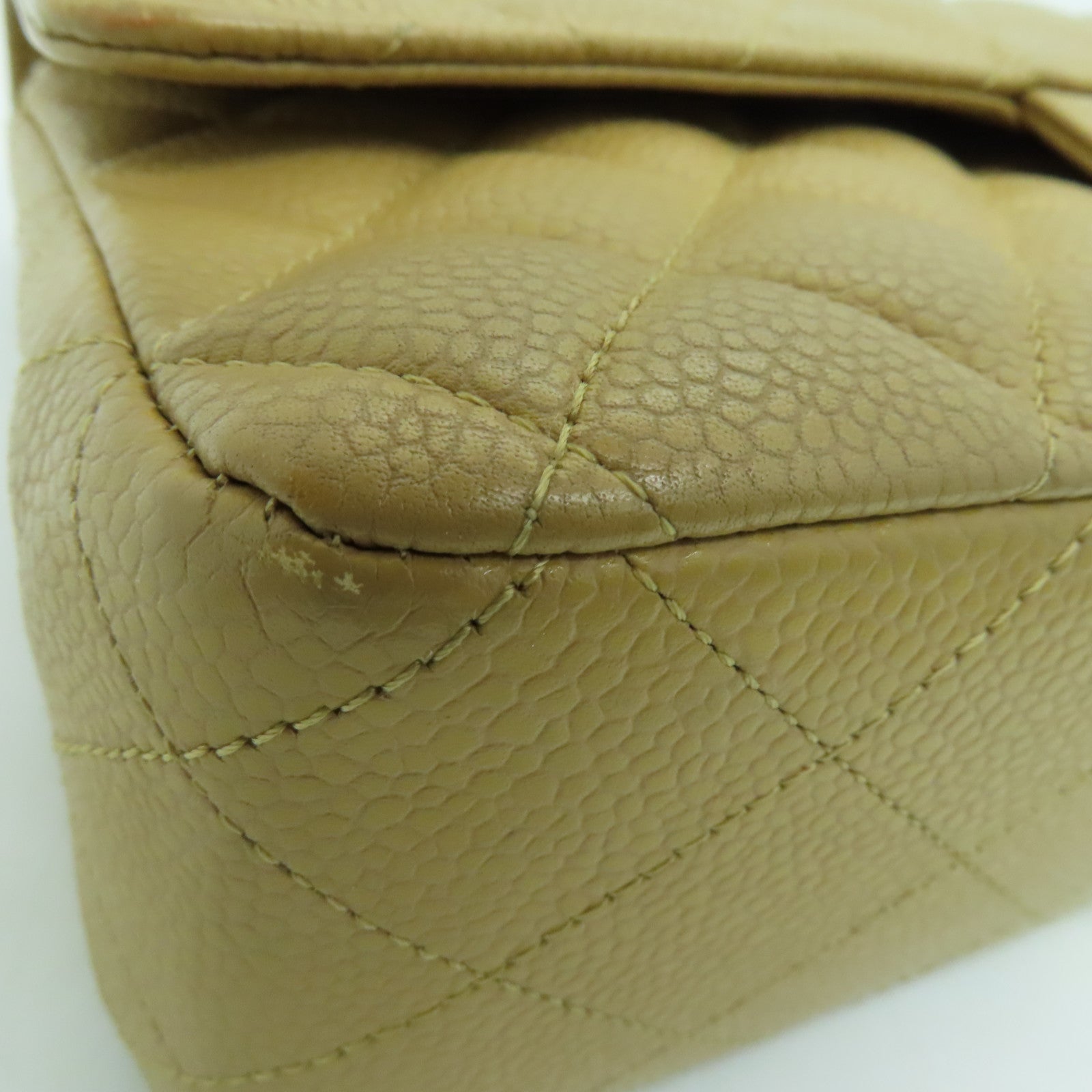 CHANEL 菱格Caviar皮革Chain Shoulder Bag金扣链带肩背袋米色