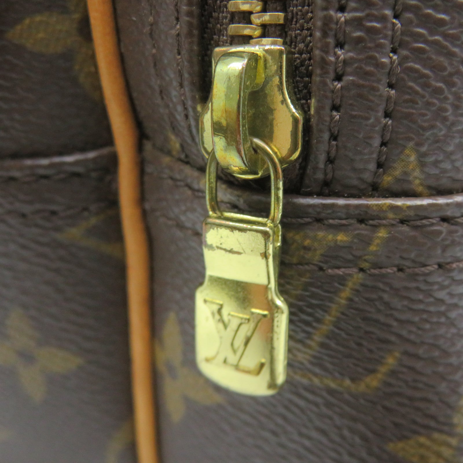 LOUIS VUITTON 【激減優惠】Monogram Reporter Shoulder Bag肩背袋啡色