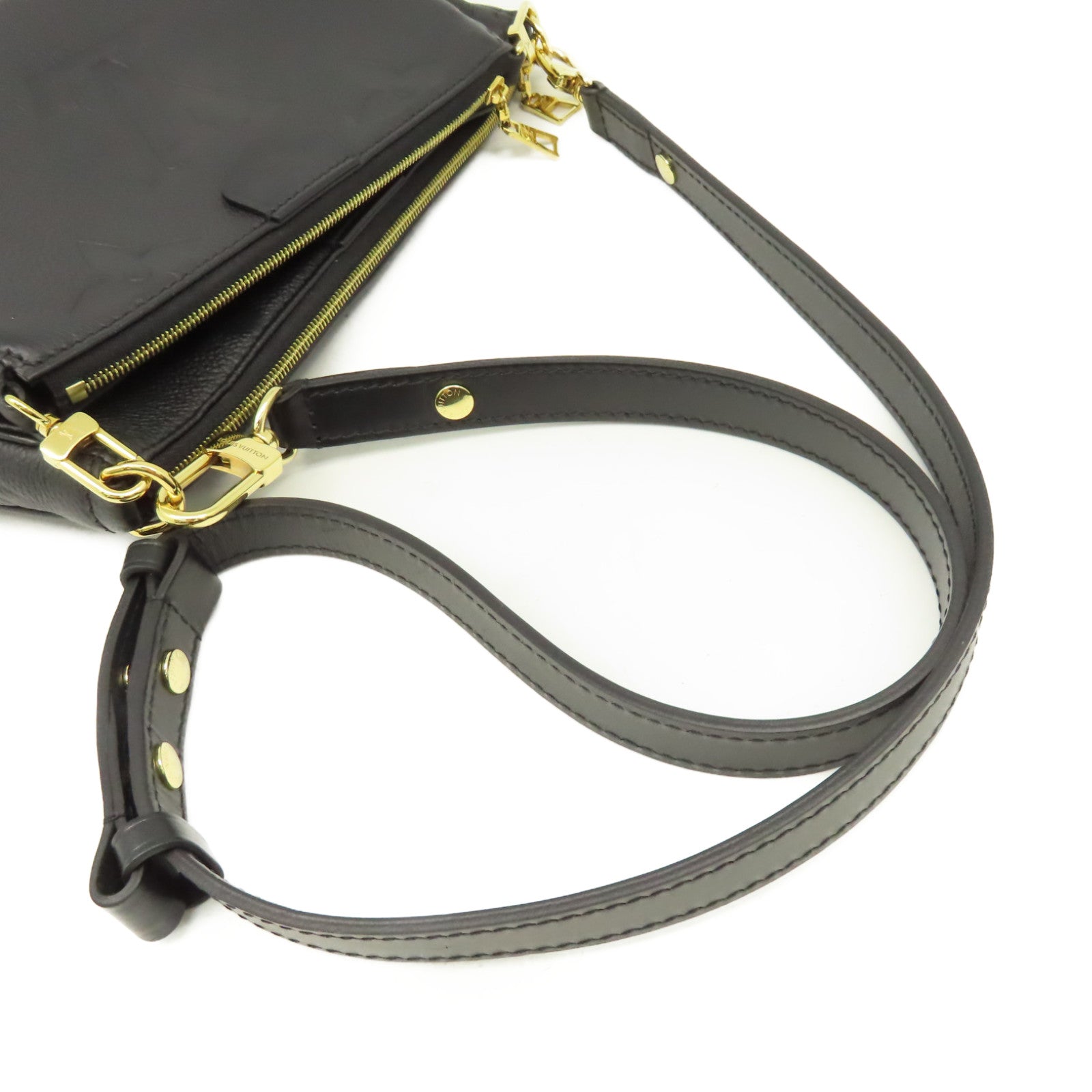 LOUIS VUITTON Monogram Empreinte Multi Pochette Accessories Shoulder Bag肩背袋黑色