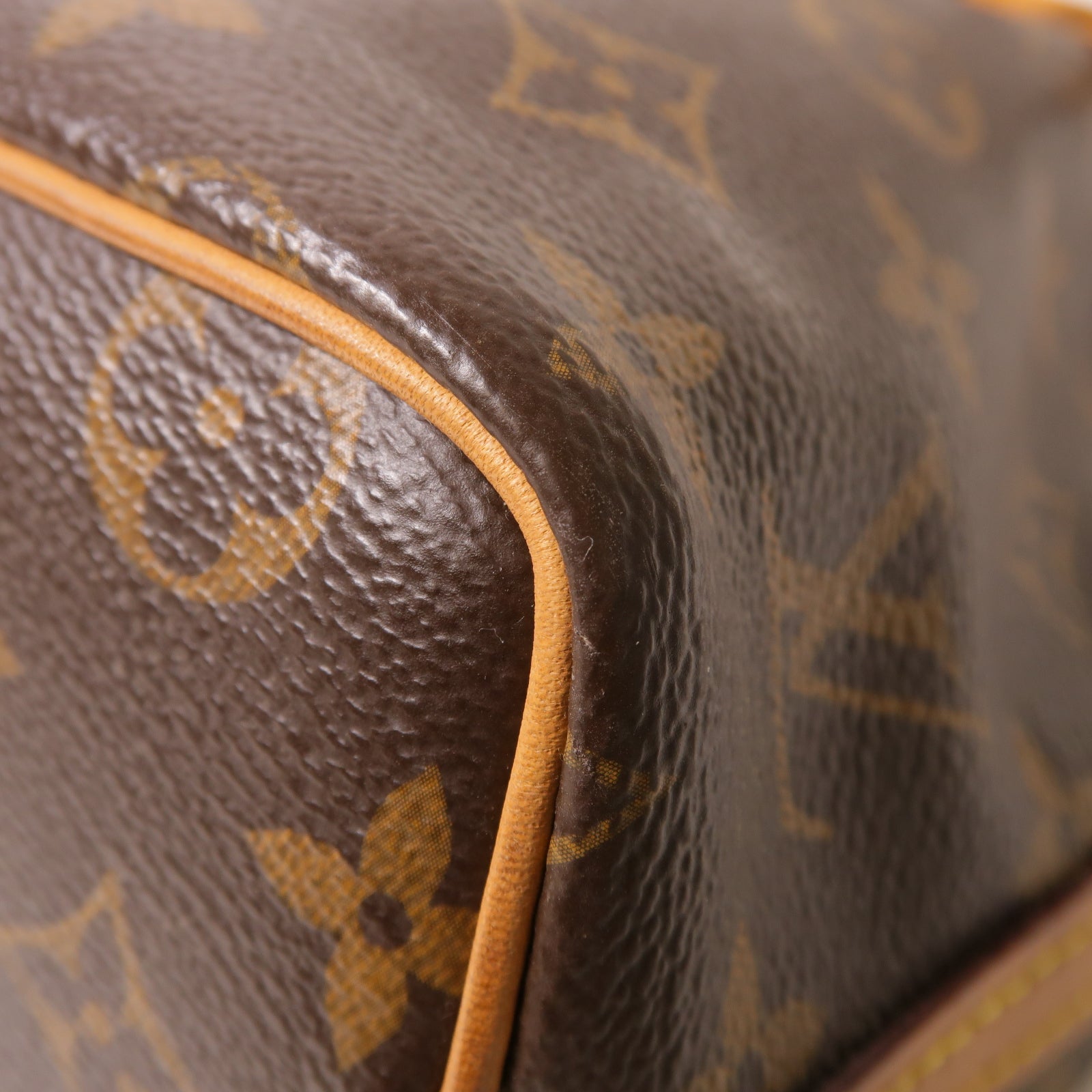 LOUIS VUITTON Monogram Nano Noe金扣肩背袋啡色