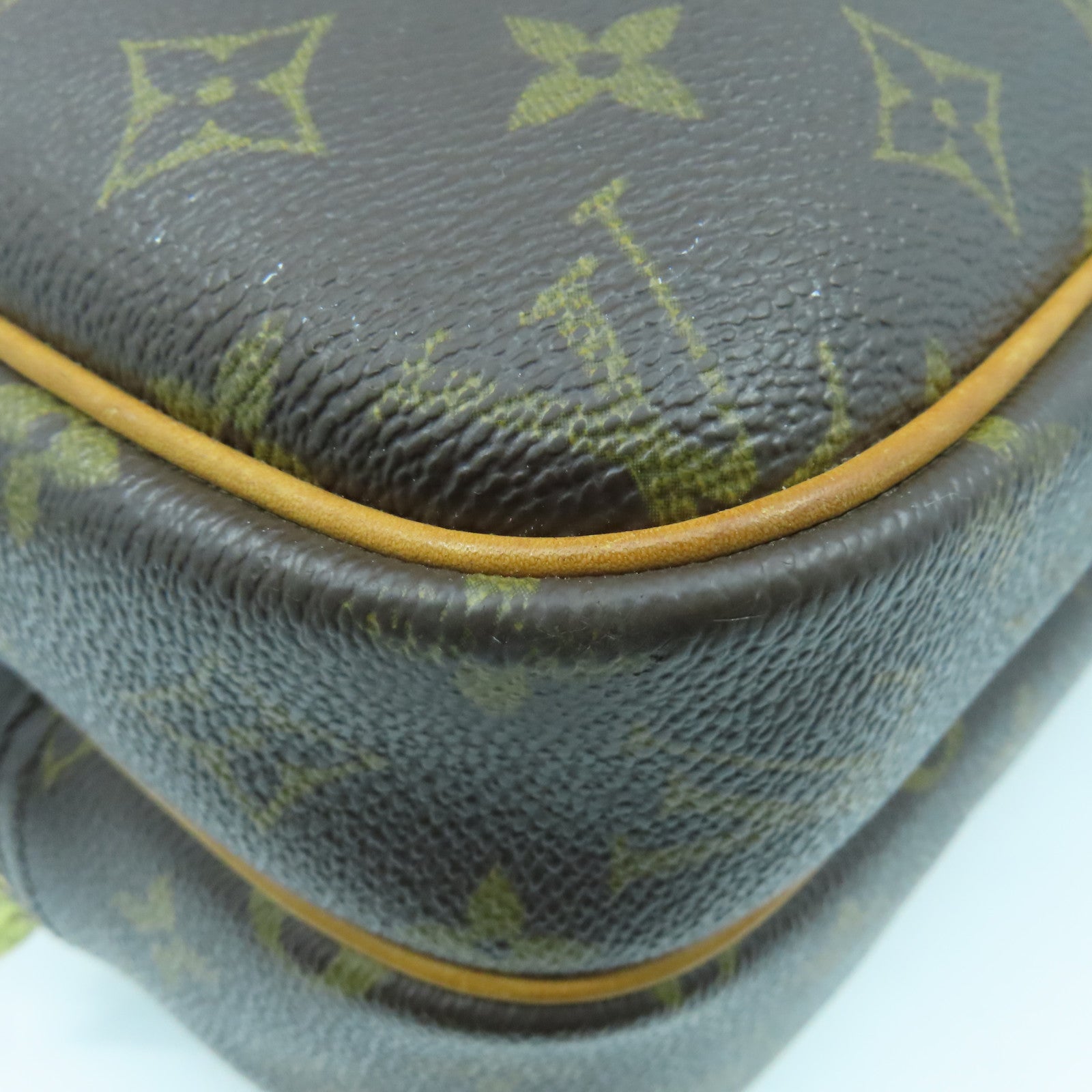 LOUIS VUITTON Monogram Reporter金扣肩背袋啡色