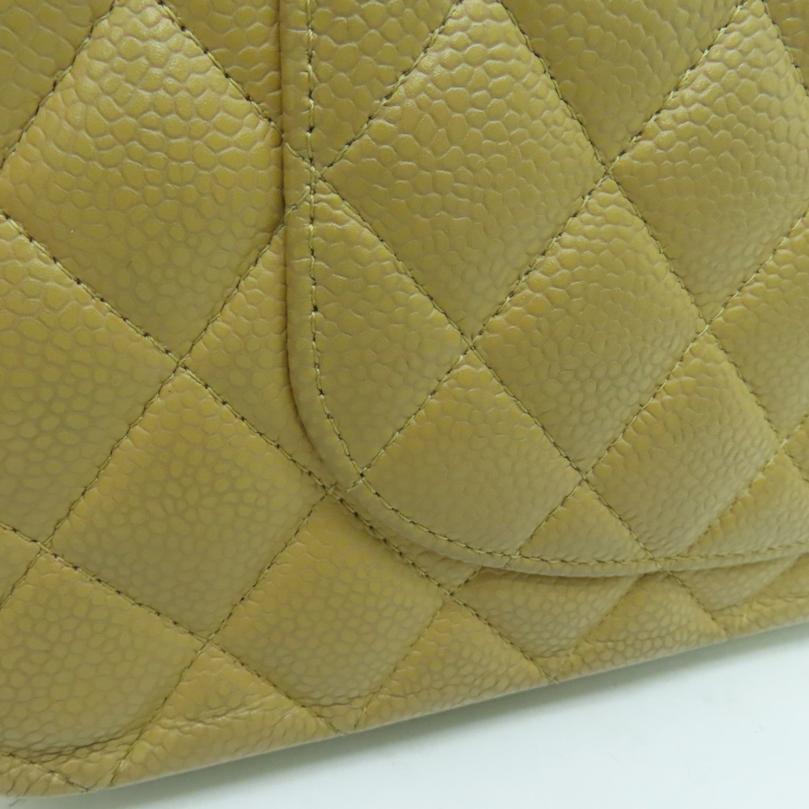 CHANEL 菱格Caviar皮革Chain Shoulder Bag金扣链带肩背袋米色