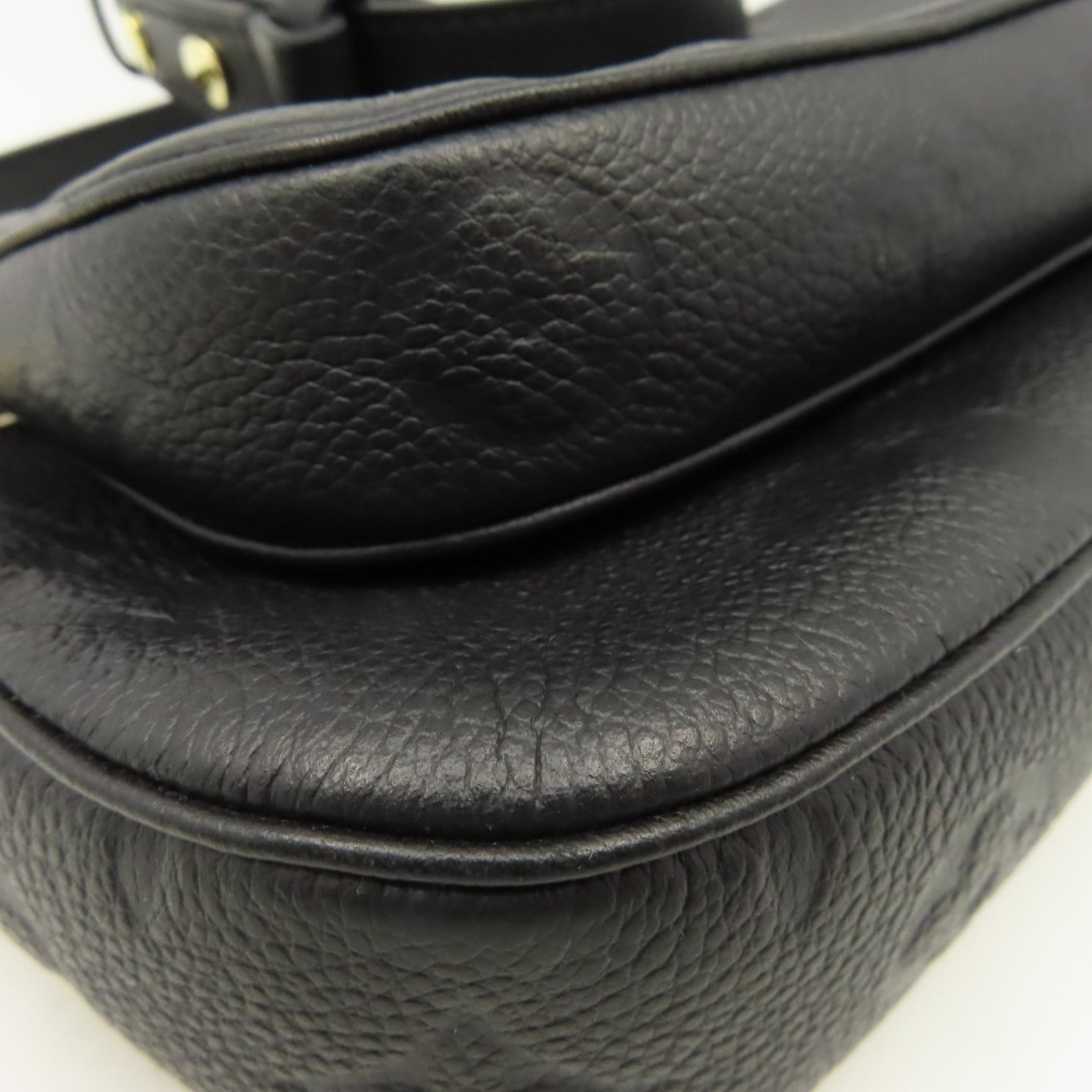 LOUIS VUITTON Monogram Empreinte Multi Pochette Accessories Shoulder Bag肩背袋黑色