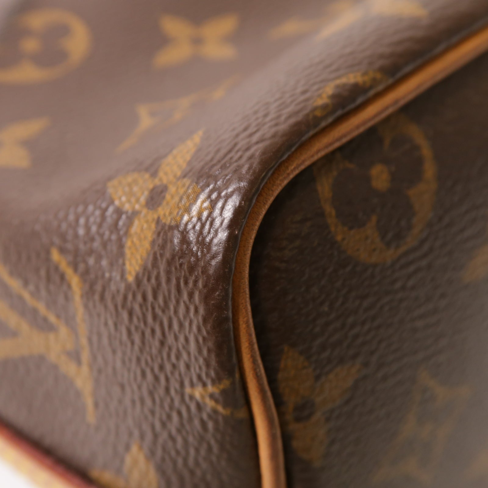 LOUIS VUITTON Monogram Nano Noe金扣肩背袋啡色