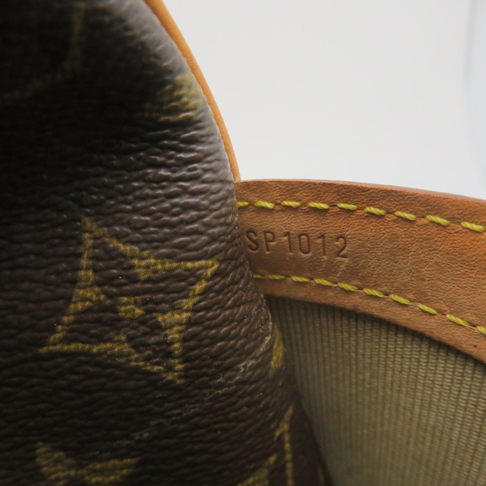 LOUIS VUITTON 【激減優惠】Monogram Reporter Shoulder Bag肩背袋啡色