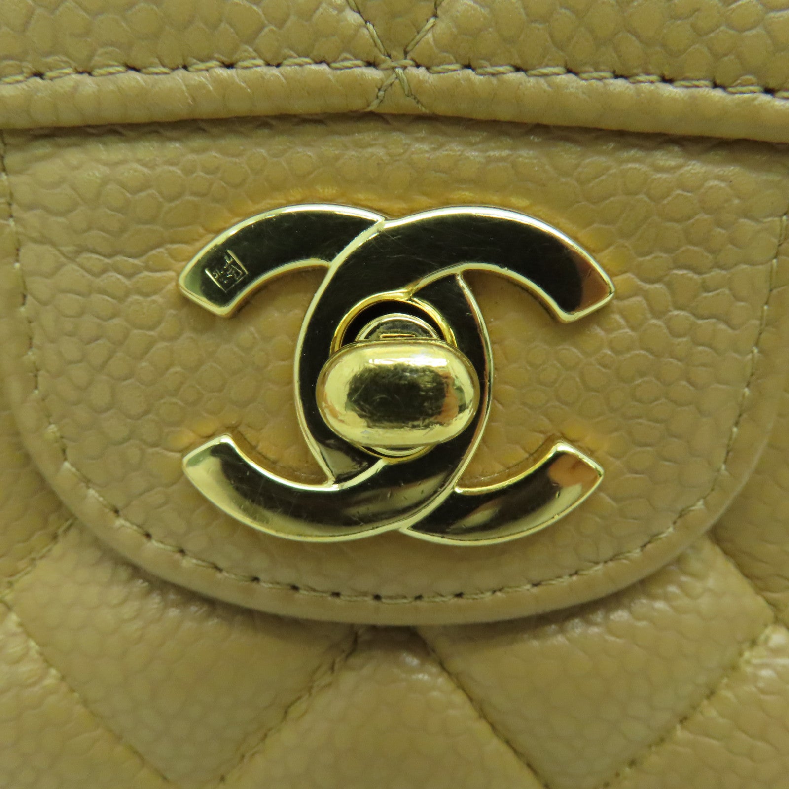 CHANEL 菱格Caviar皮革Chain Shoulder Bag金扣链带肩背袋米色
