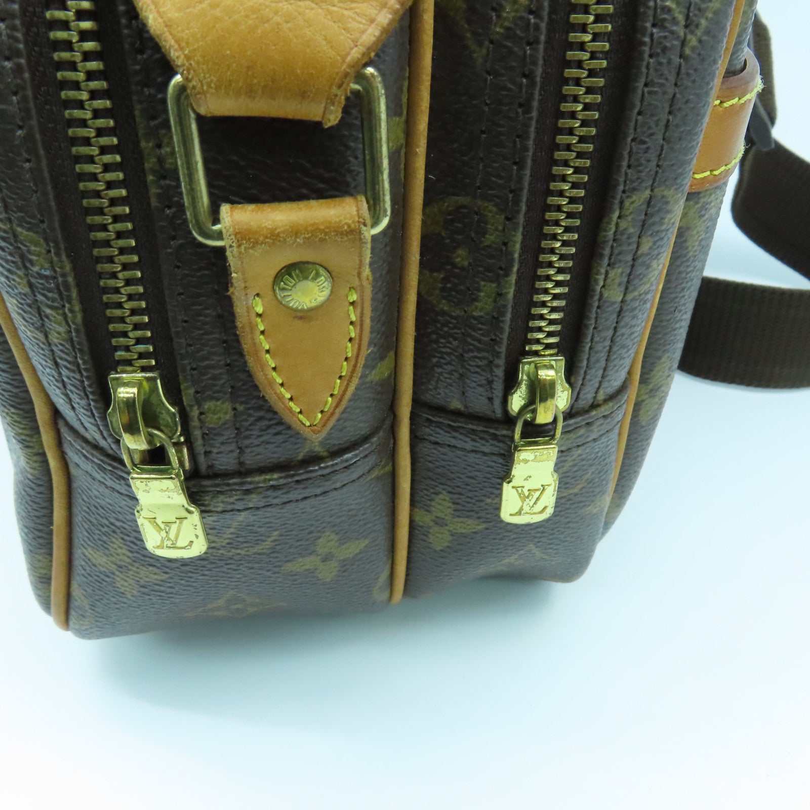 LOUIS VUITTON Monogram Reporter金扣肩背袋啡色