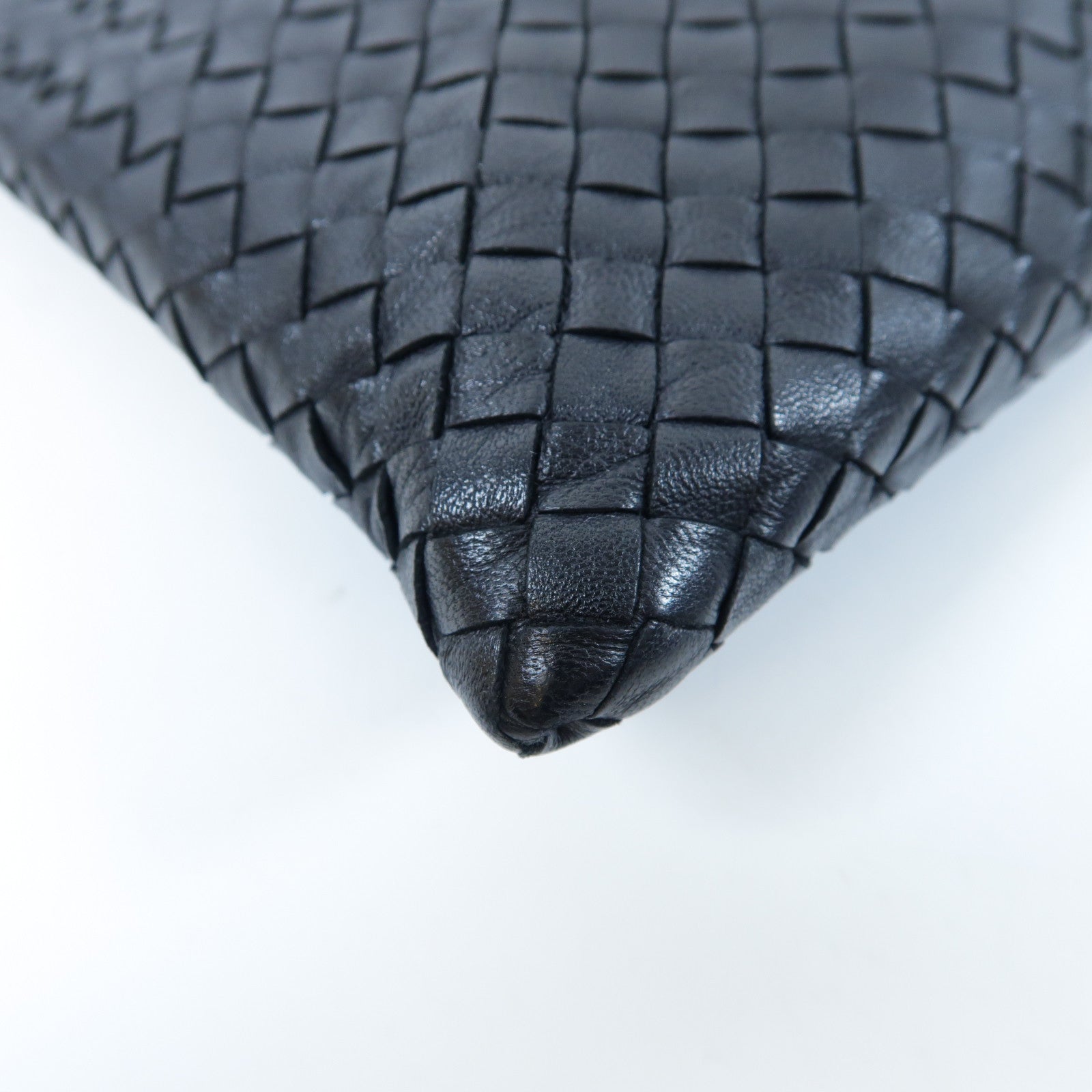 BOTTEGA VENETA 羊皮織紋皮革Clutch金扣手拿包黑色