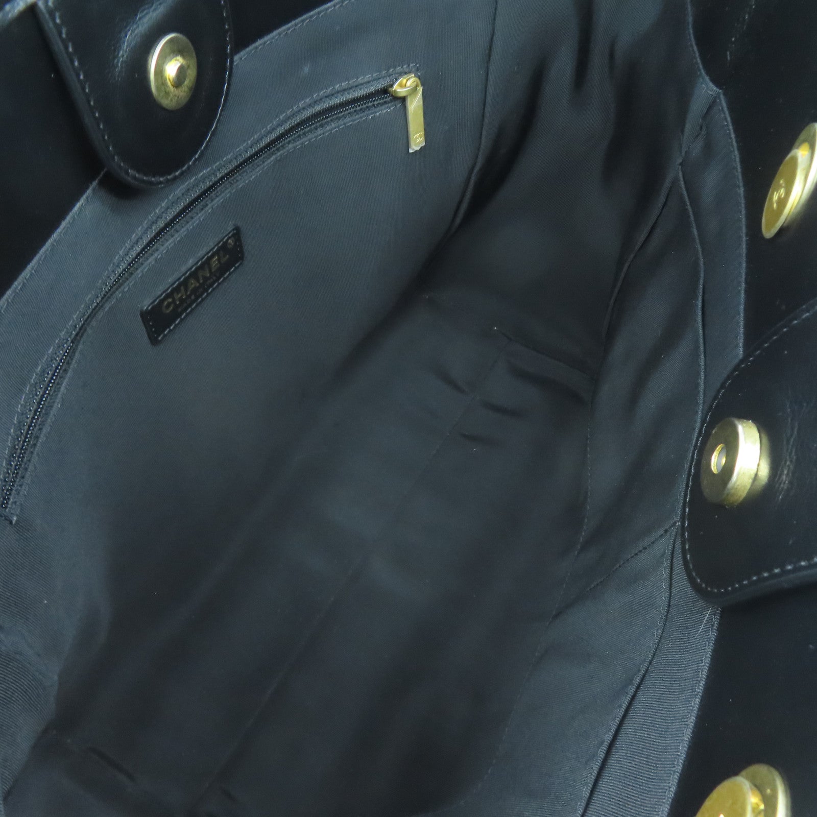 CHANEL 牛皮皮革Handbag金扣鏈帶肩背袋黑色