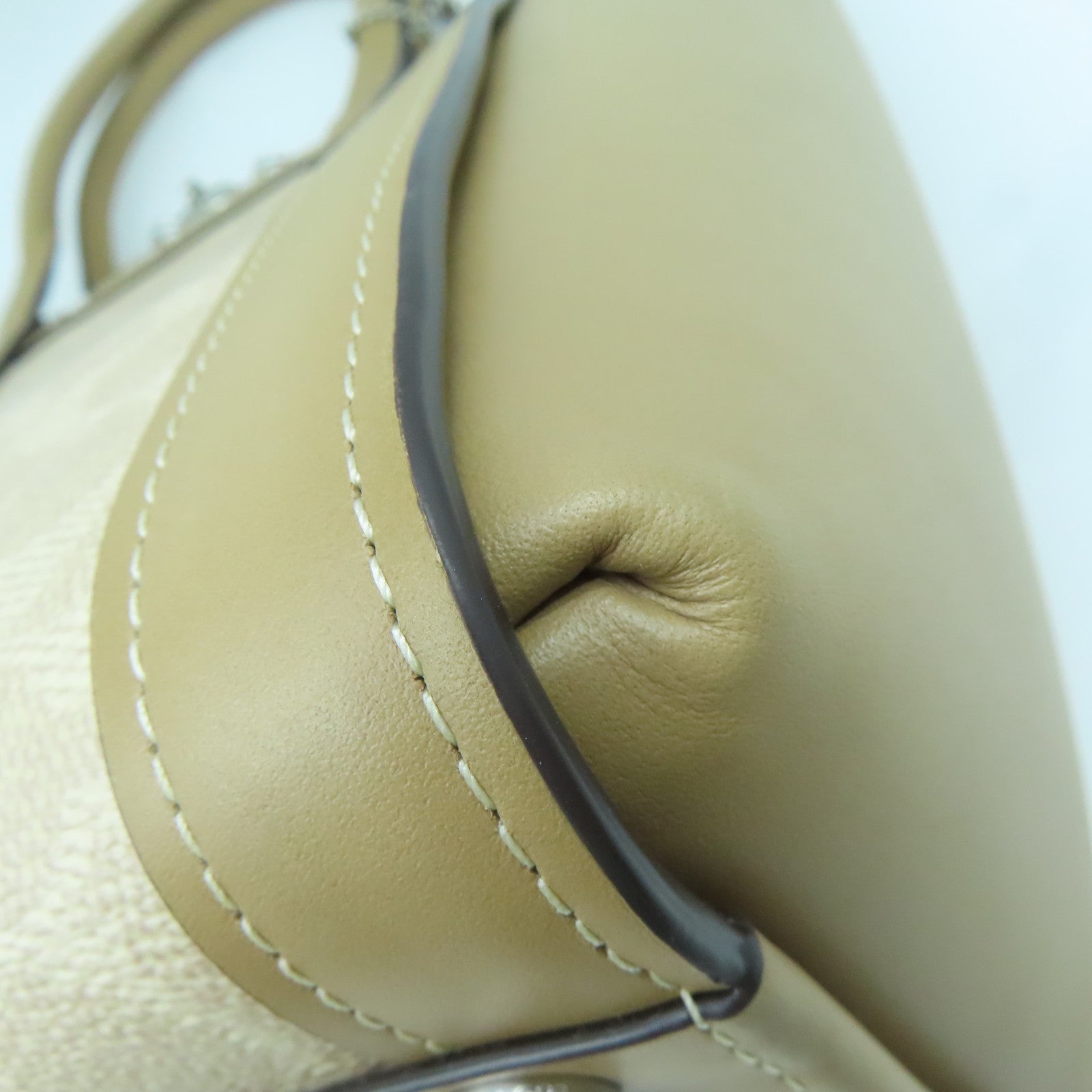 COACH 【激減優惠】塗層帆布Handbag銀扣手挽袋米色