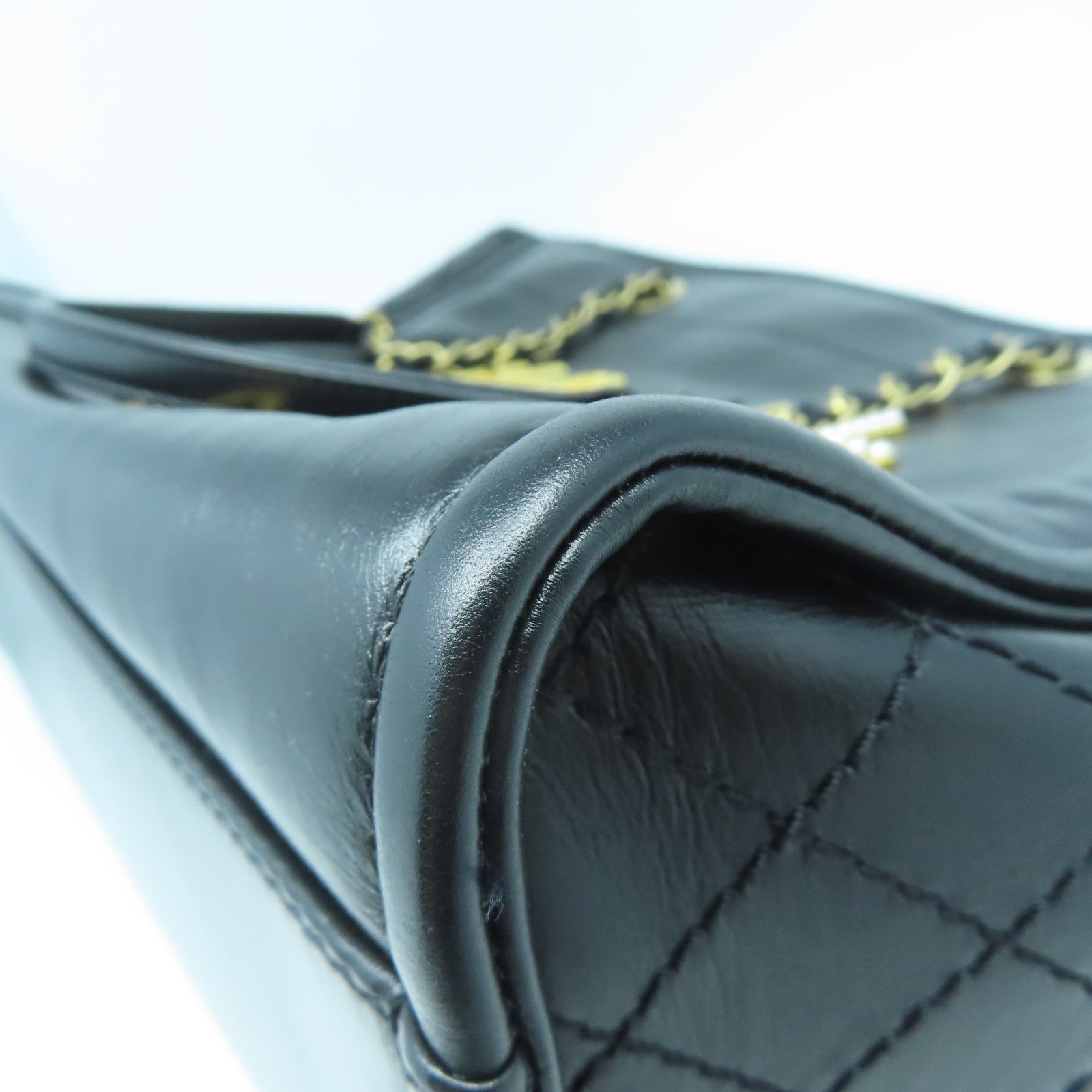 CHANEL 牛皮皮革Handbag金扣鏈帶肩背袋黑色