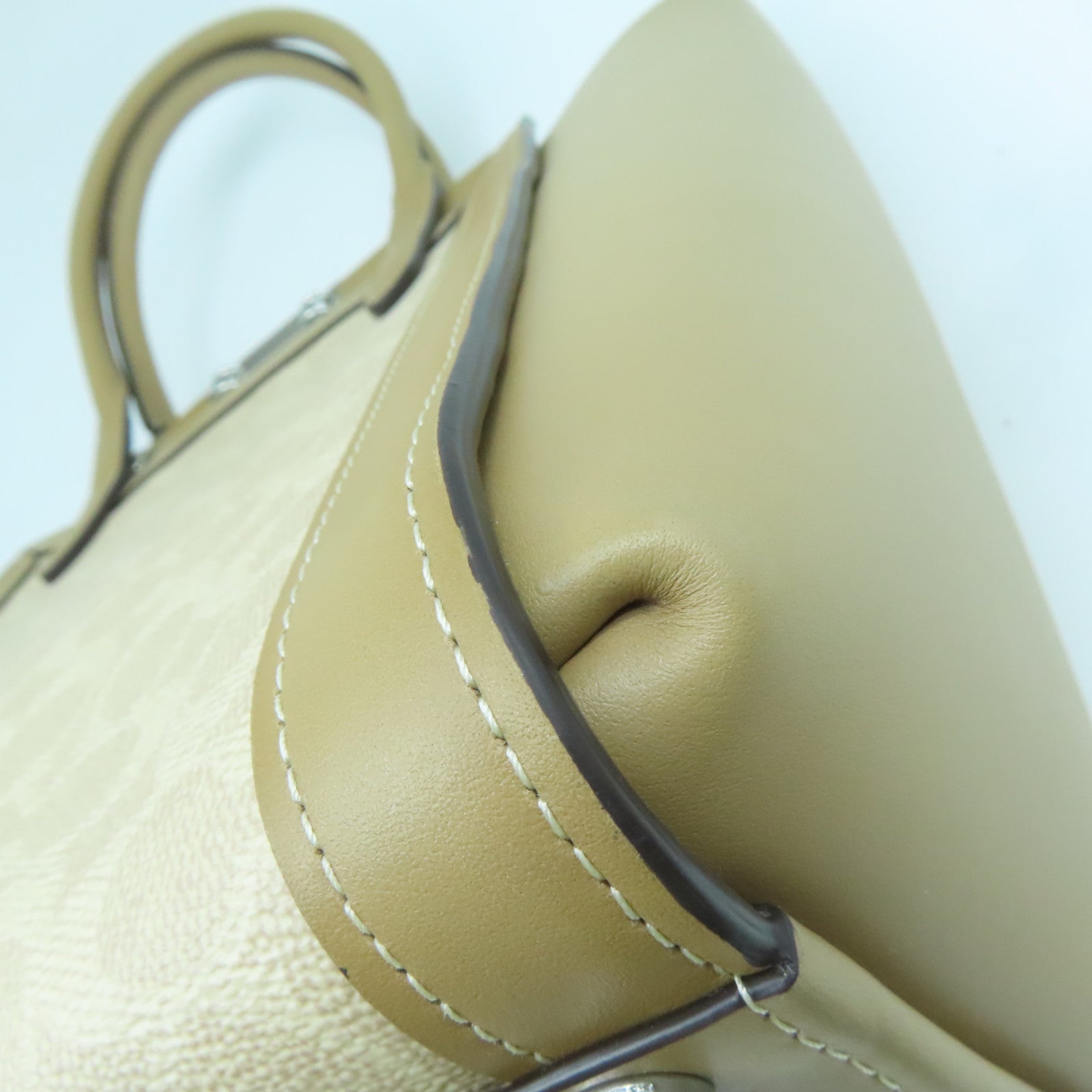 COACH 【激減優惠】塗層帆布Handbag銀扣手挽袋米色