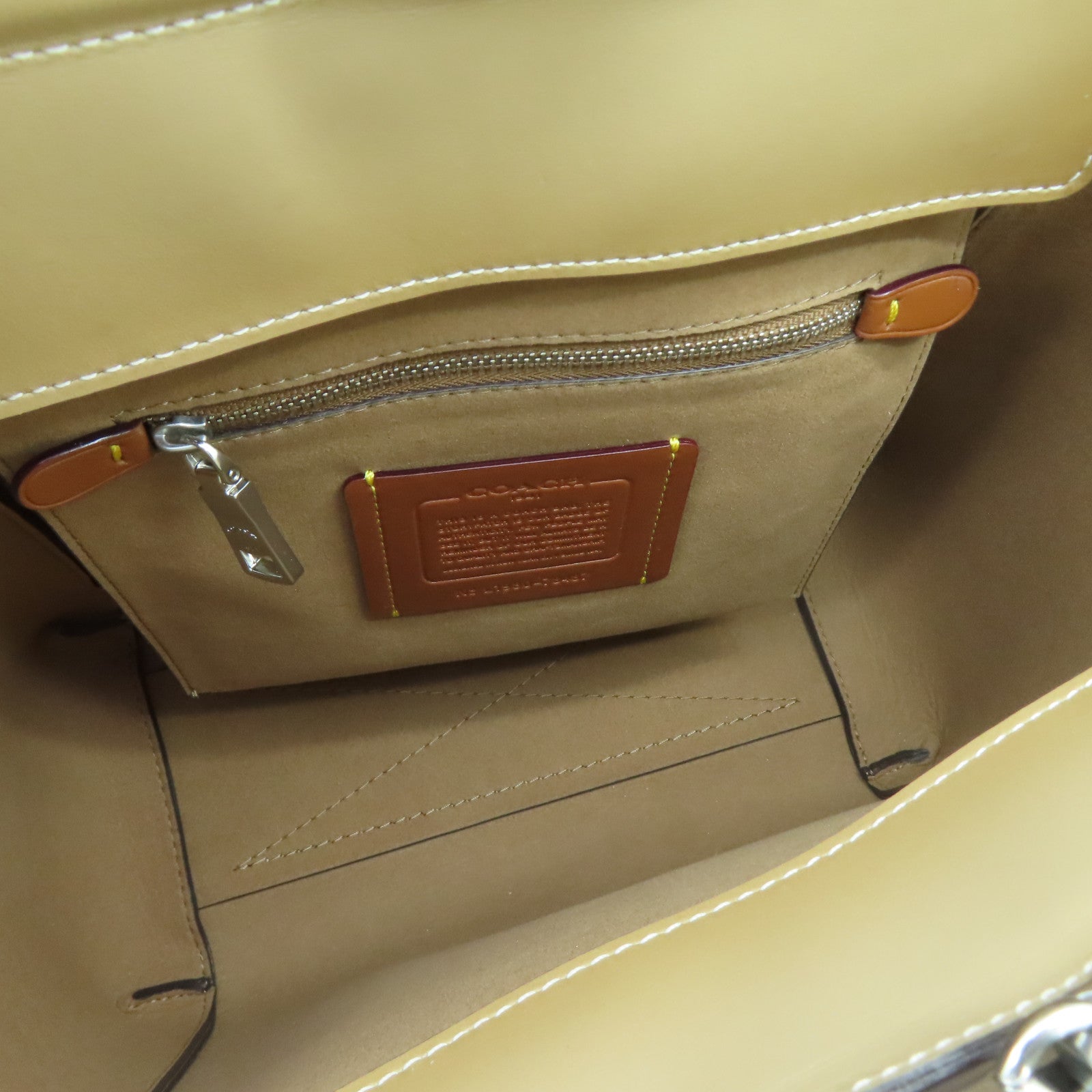 COACH 【激減優惠】塗層帆布Handbag銀扣手挽袋米色