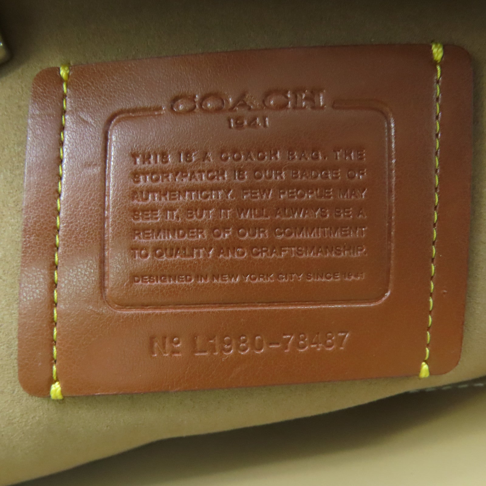 COACH 【激減優惠】塗層帆布Handbag銀扣手挽袋米色