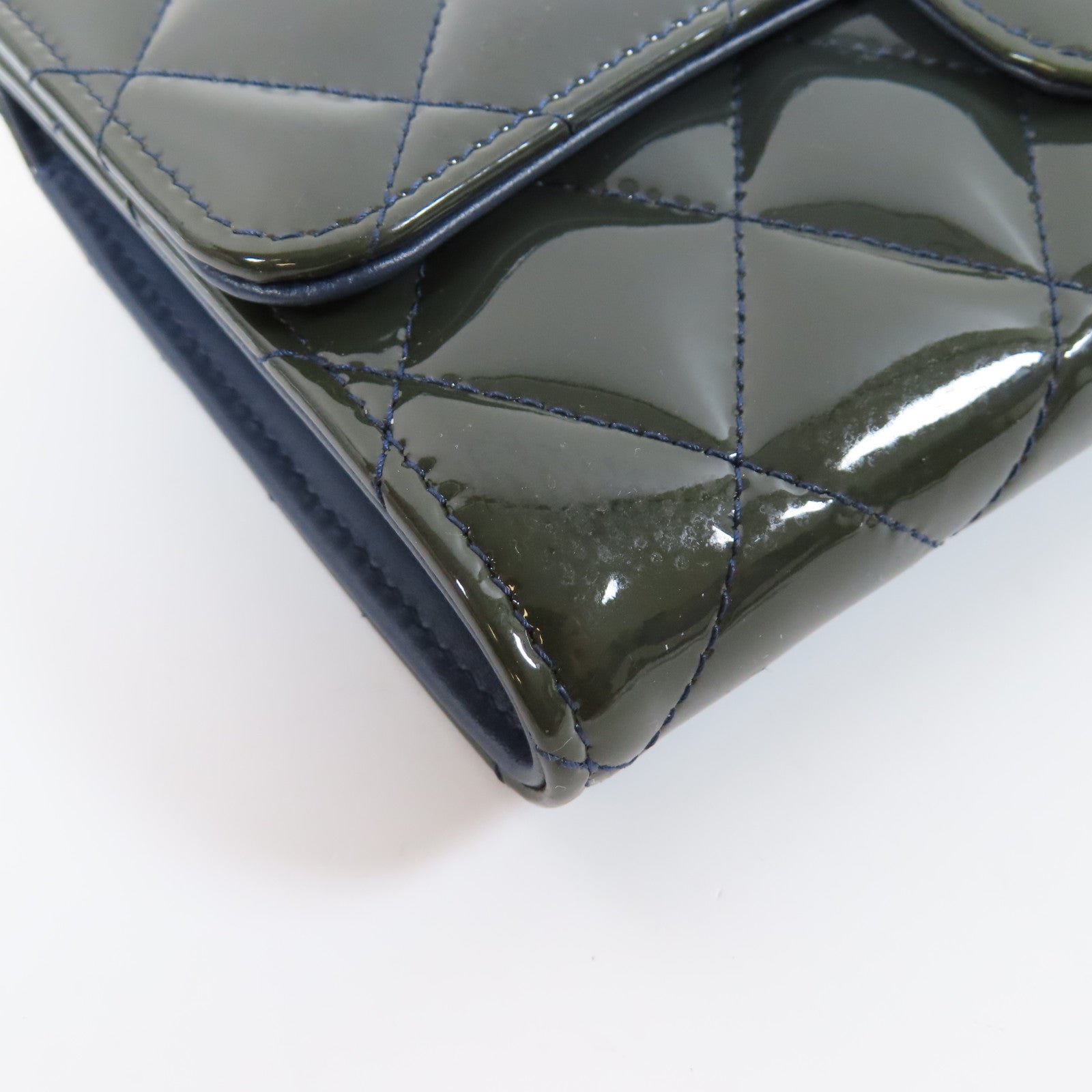 CHANEL 菱格漆皮皮革Long Wallet銀扣長錢包深藍色