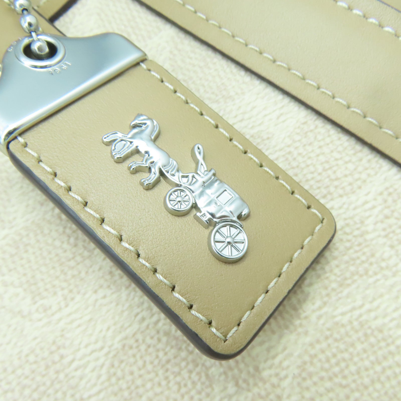 COACH 【激減優惠】塗層帆布Handbag銀扣手挽袋米色