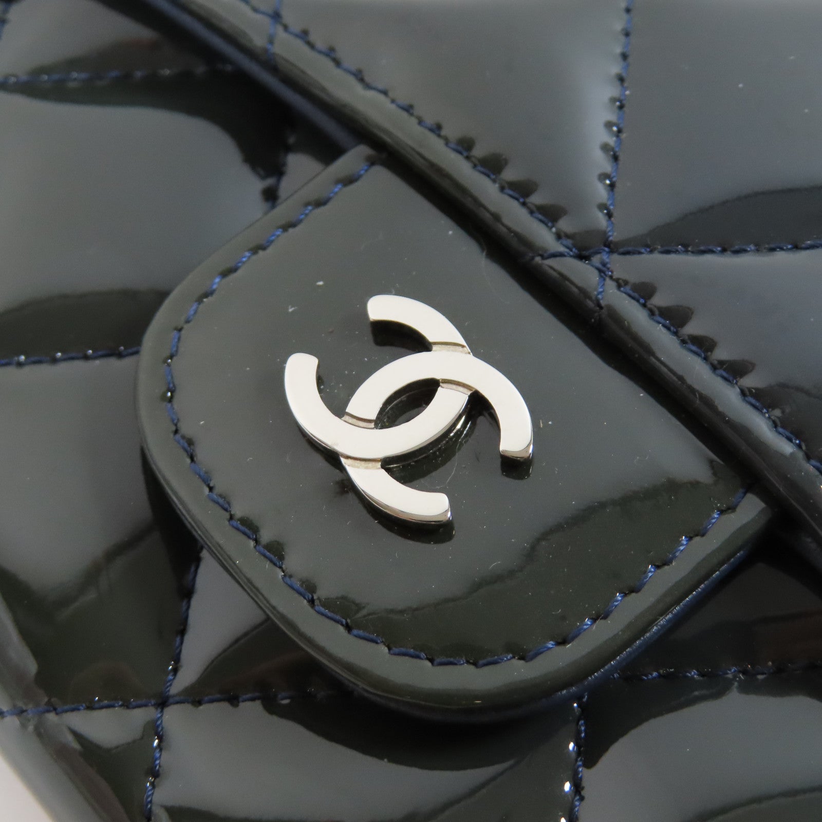 CHANEL 菱格漆皮皮革Long Wallet銀扣長錢包深藍色