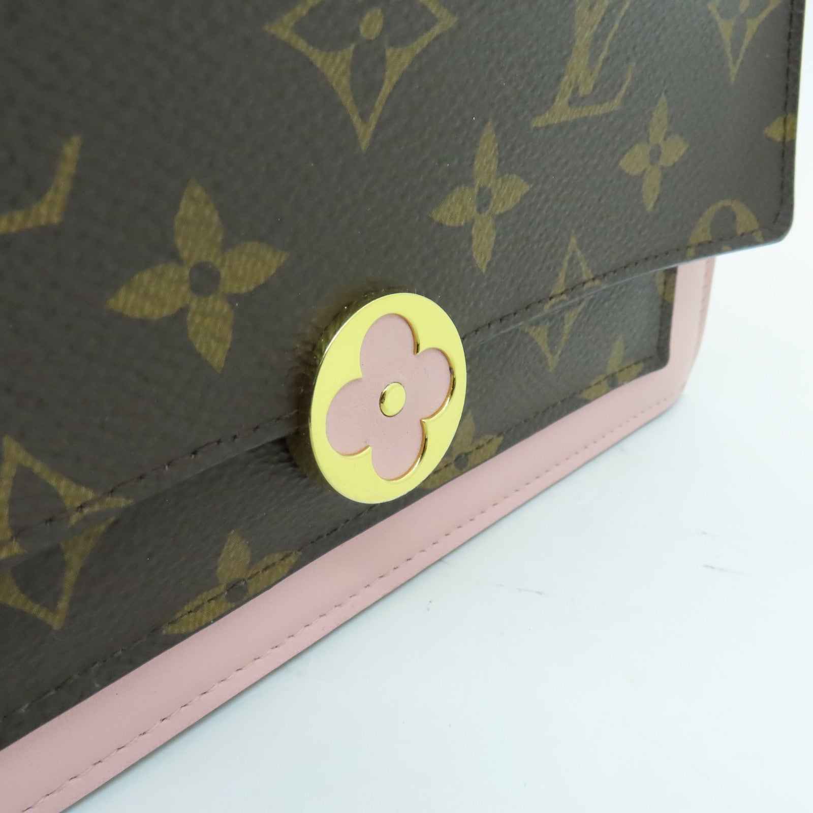 LOUIS VUITTON Monogram Flore Chain Wallet金扣鏈帶肩背袋棕色/粉紅色