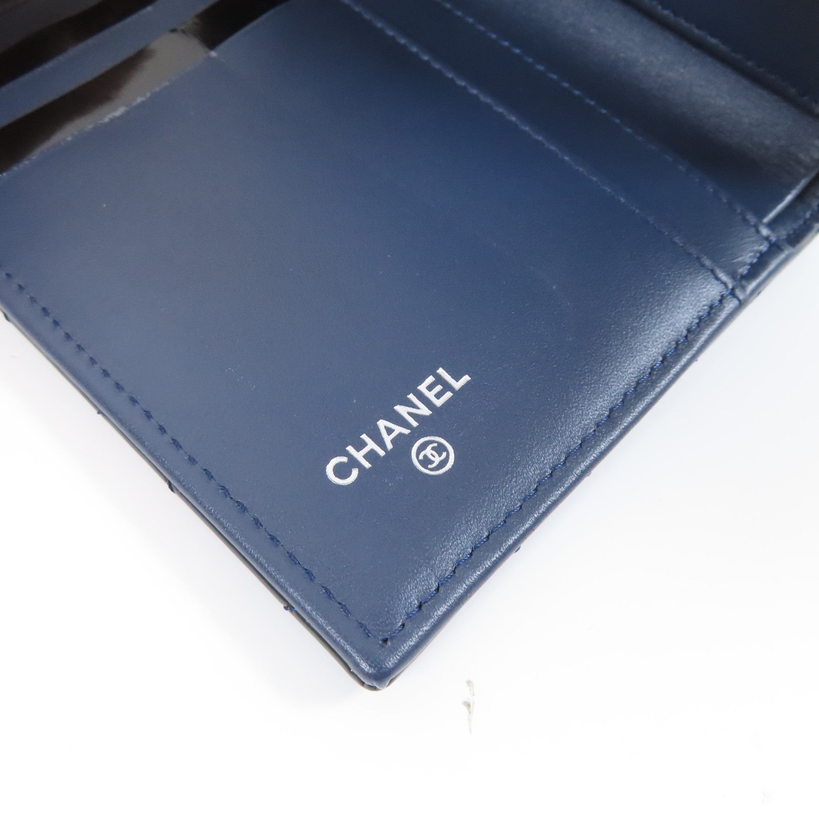 CHANEL 菱格漆皮皮革Long Wallet銀扣長錢包深藍色