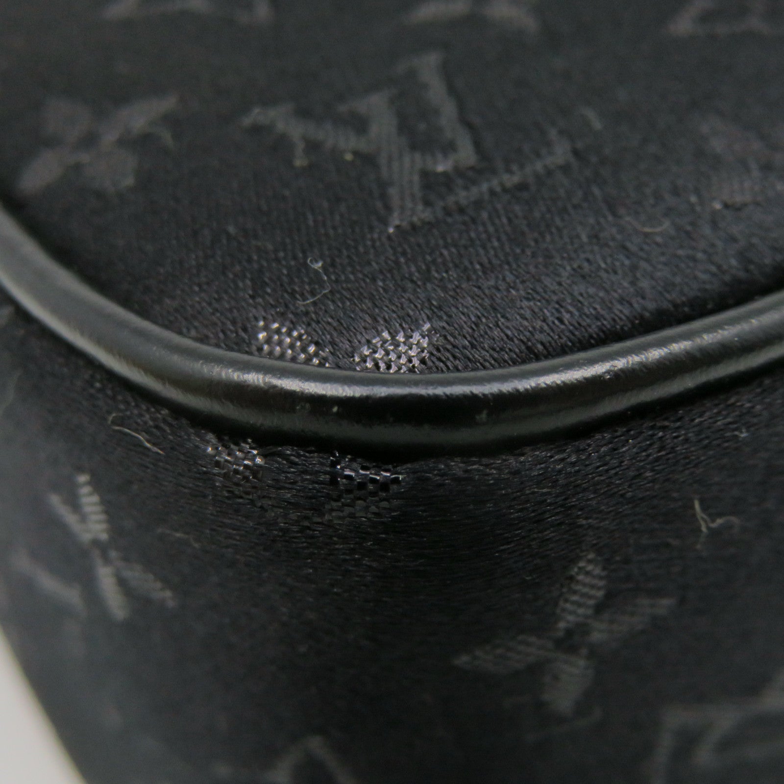 LOUIS VUITTON Monogram-Mini Conte De Fees Pouch Shoulder Bag黑色